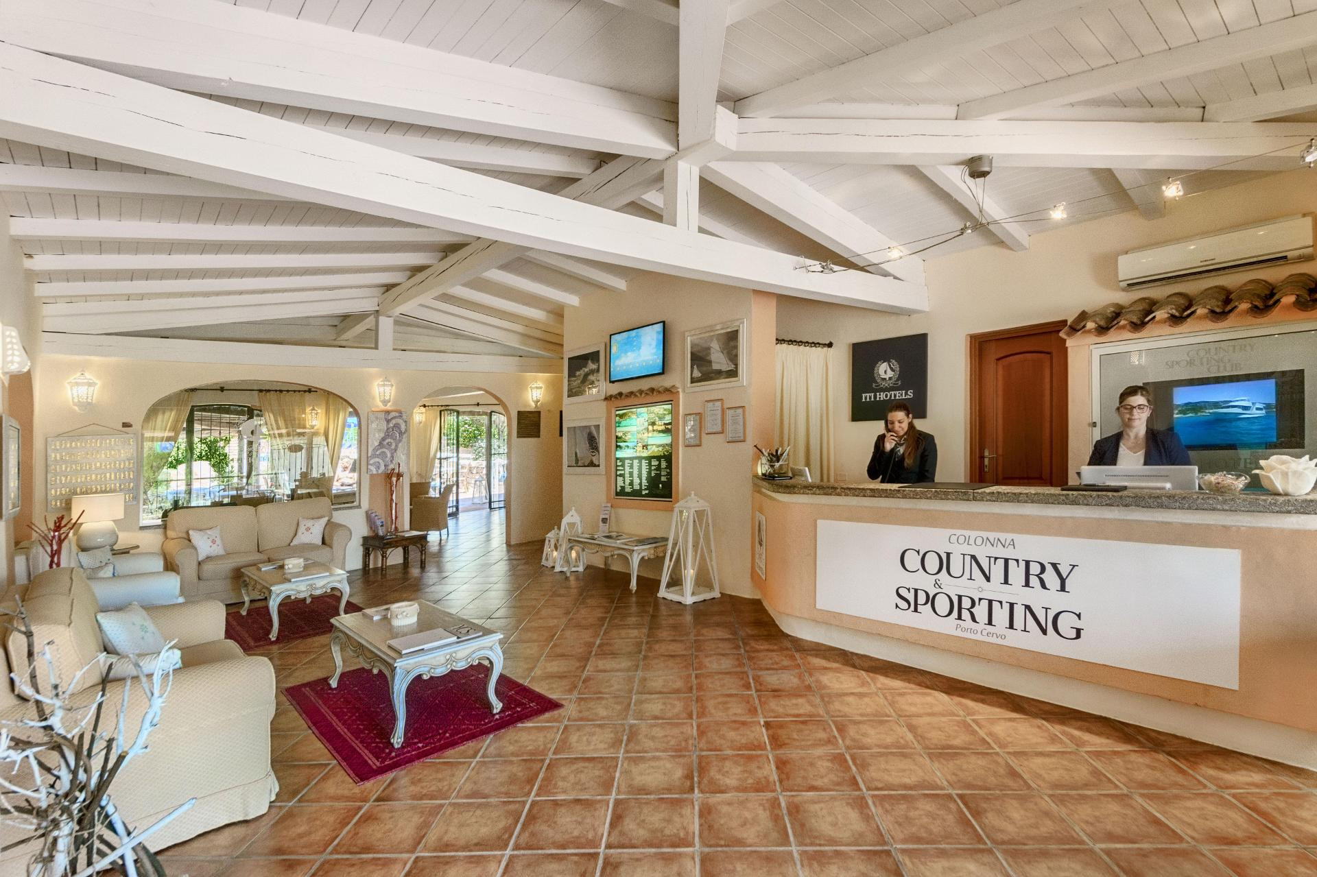 Vista Lobby Colonna Country Club