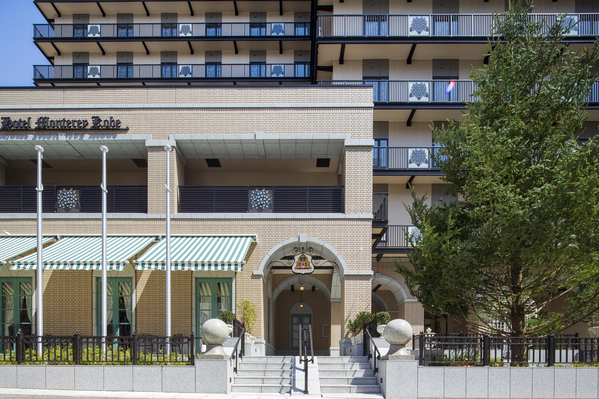 Vista Exterior Hotel Monterey KOBE
