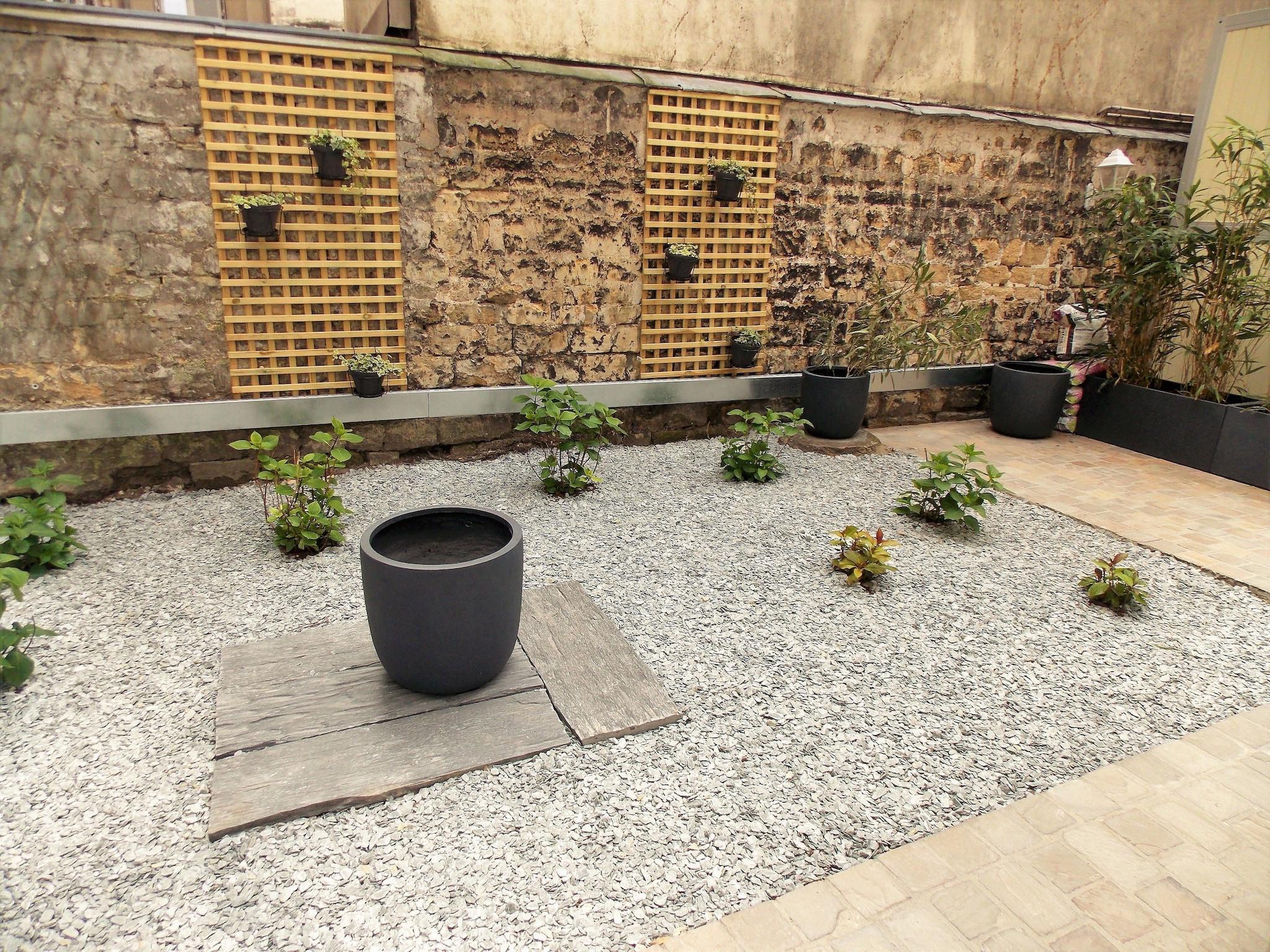 Varios Hotel Excelsior Batignolles