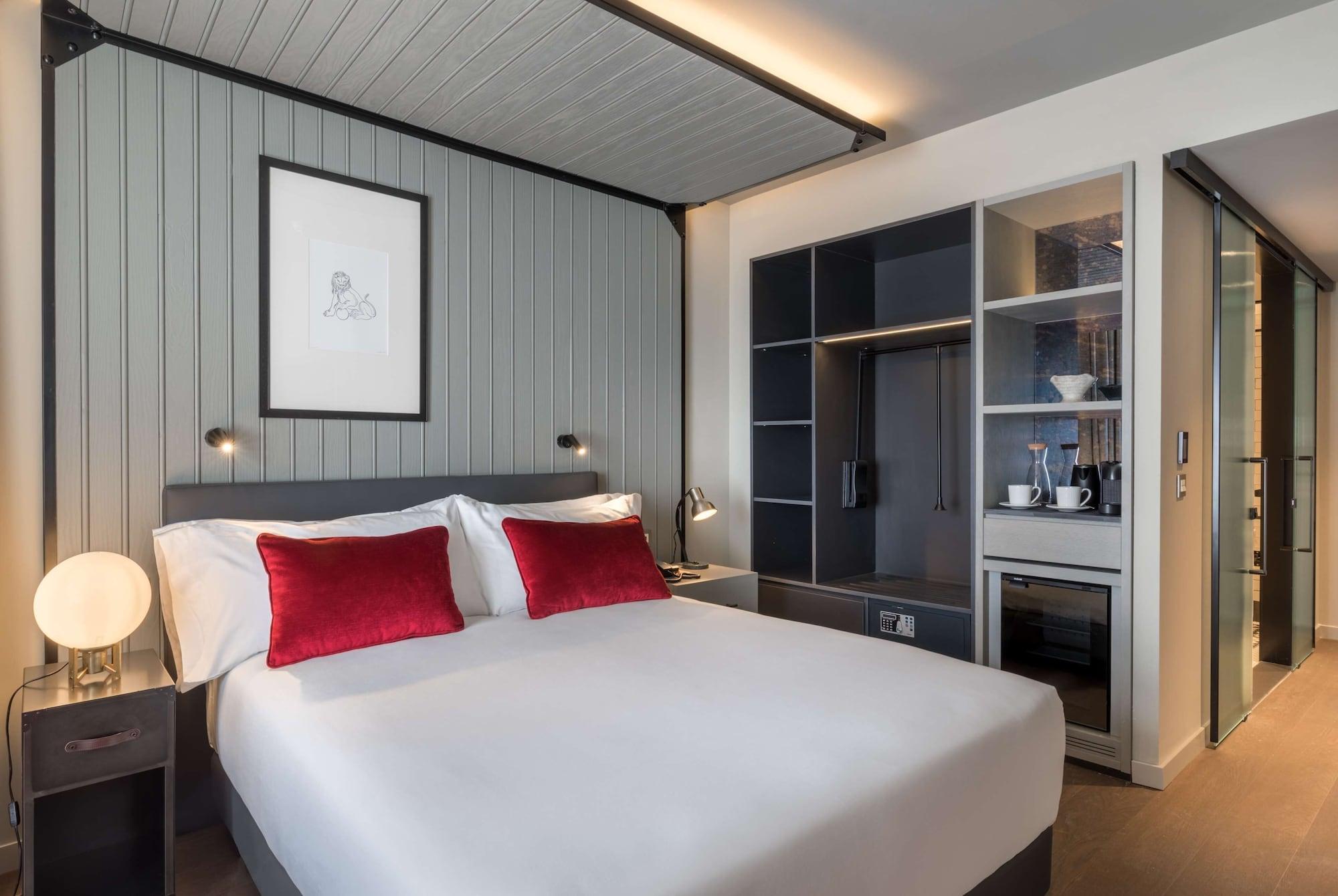 Habitación Canopy by Hilton Madrid Castellana