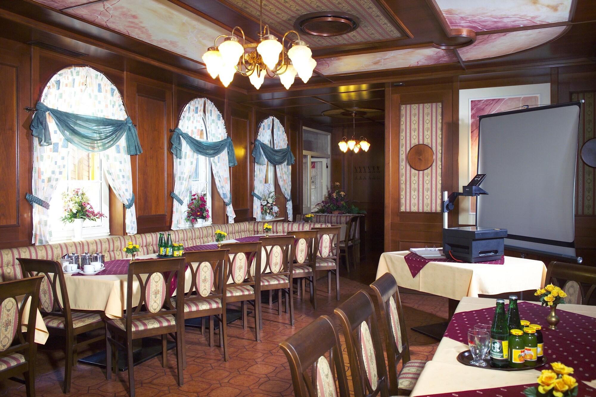 Centro de Negocios Restaurant-Hotel Wallner