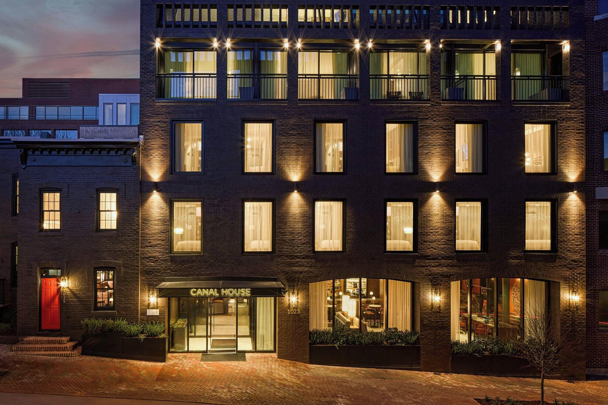 Vista Exterior Canal House of Georgetown, a Tribute Portfolio Hotel