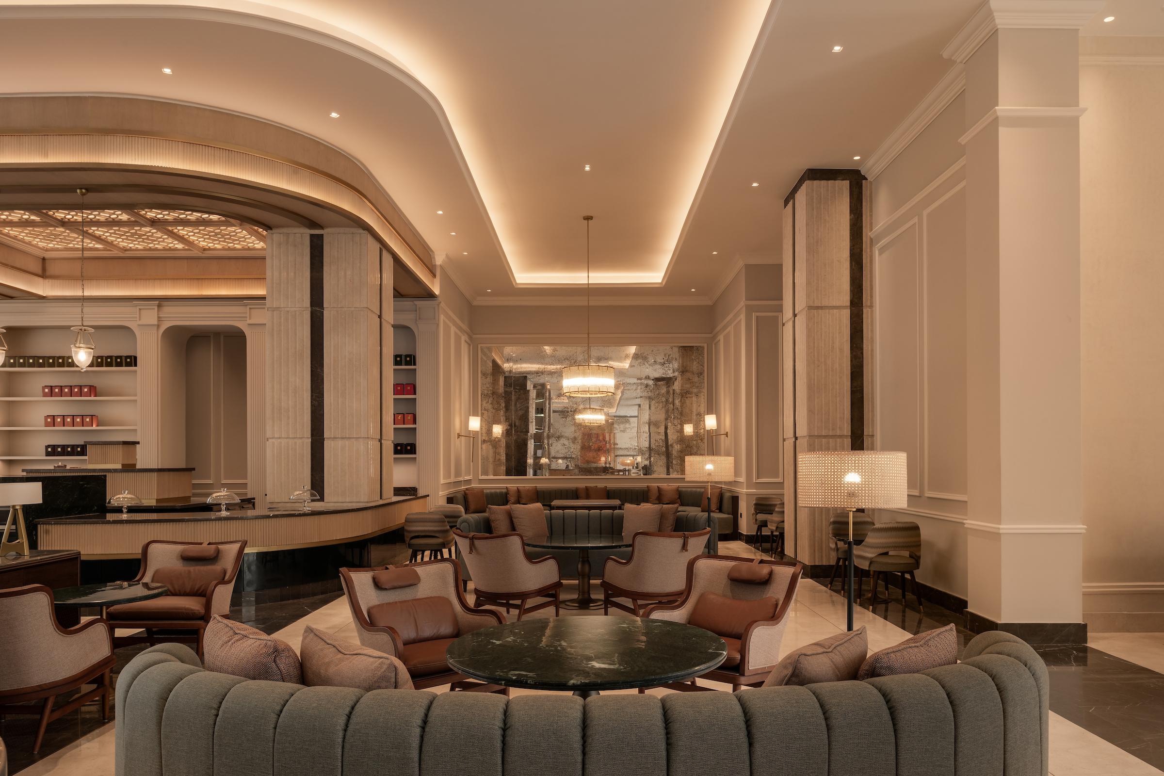 Bar/Salón Giza Palace