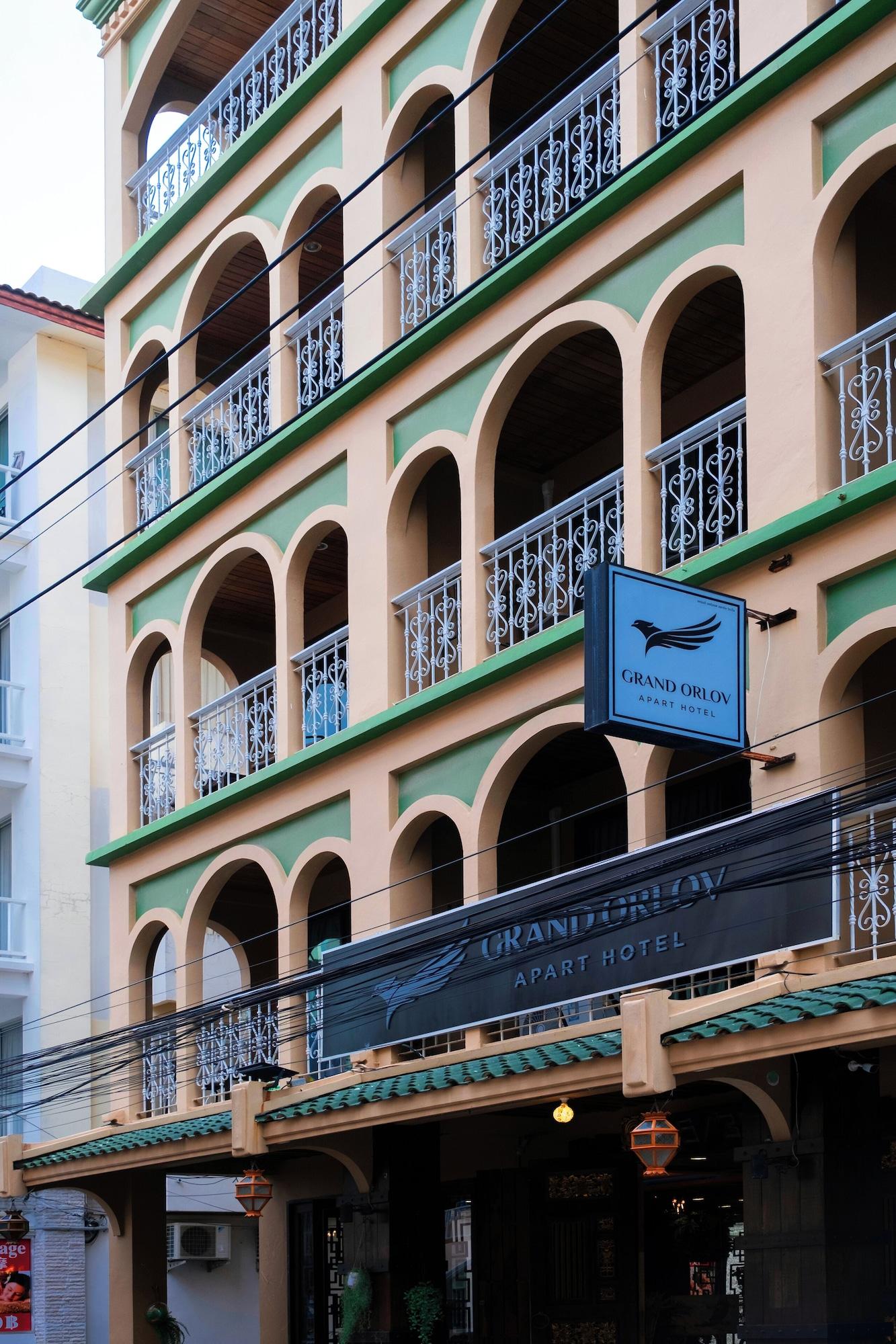 Vista Exterior Grand Orlov Apart Hotel