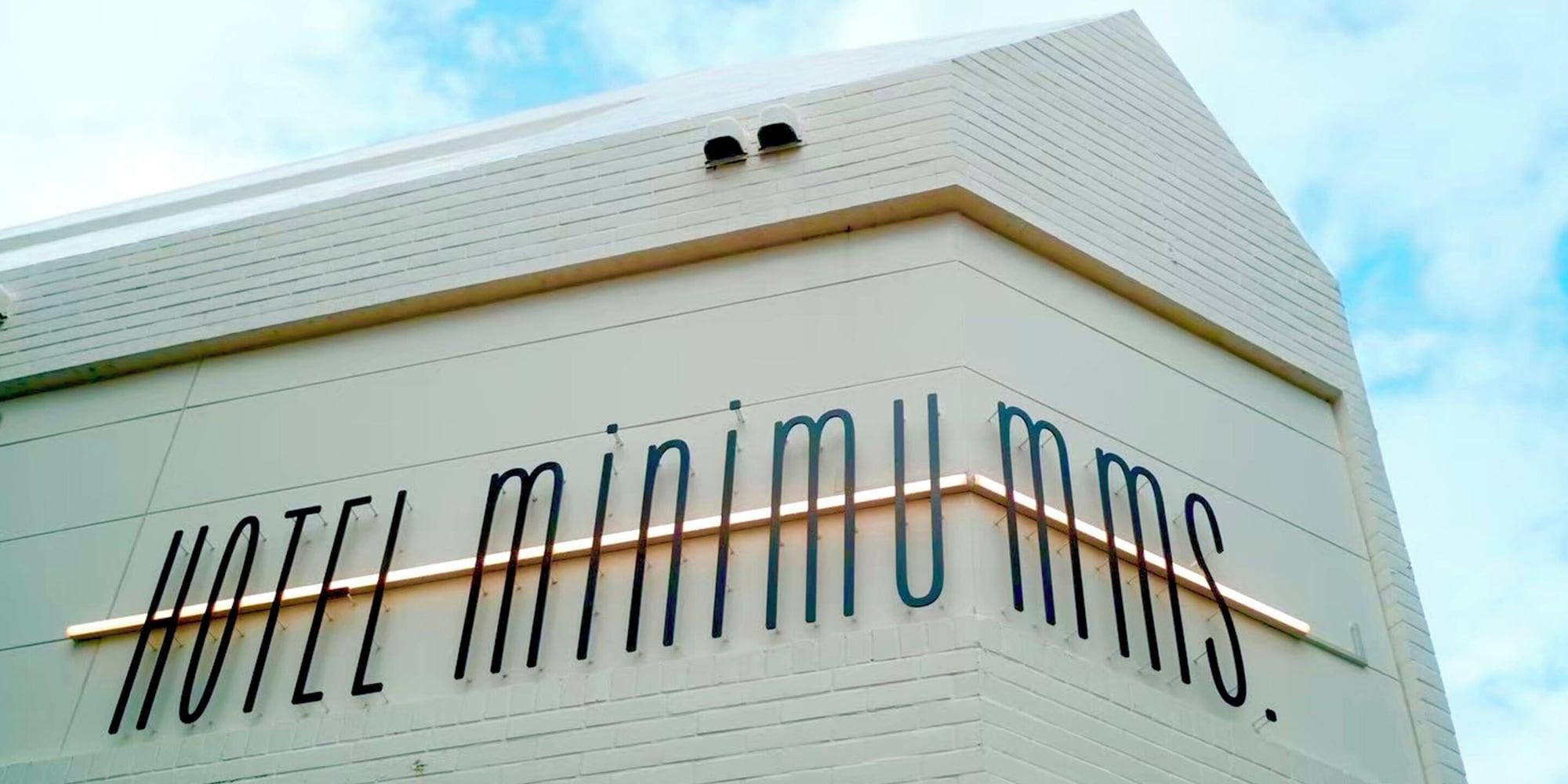Varios HOTEL minimumms.