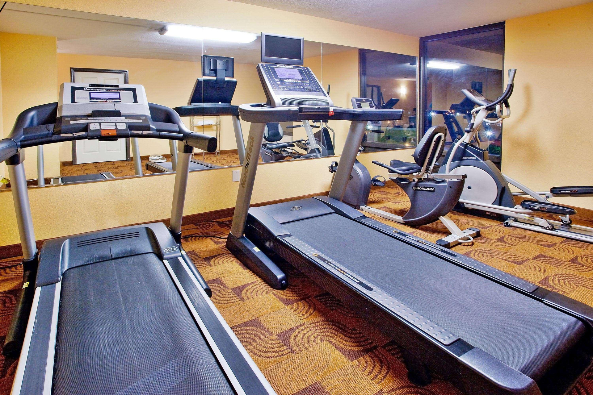Instalaciones Recreativas La Quinta Inn & Suites by Wyndham Memphis Airport Graceland