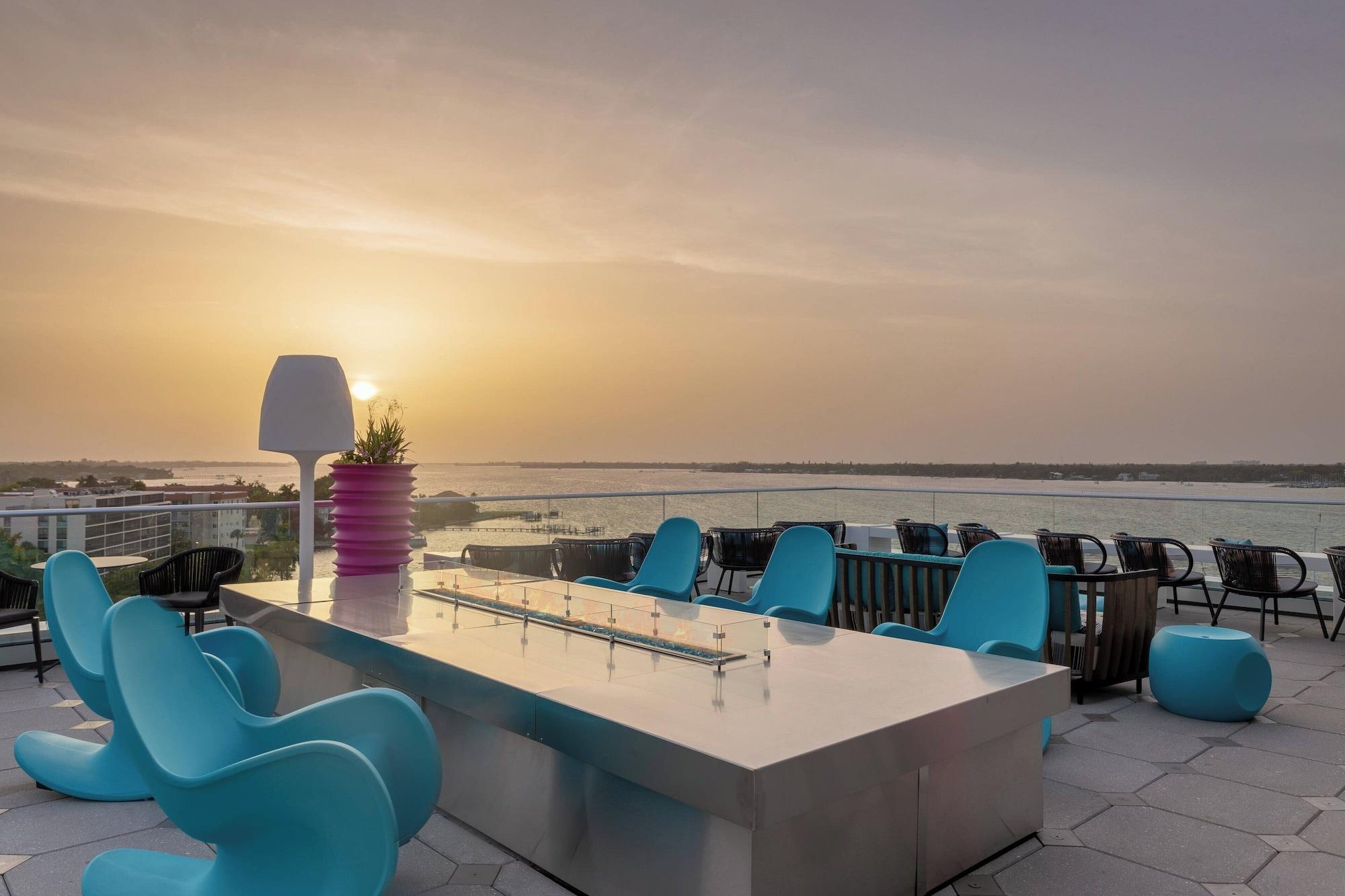 Comodidades del Alojamiento SpringHill Suites by Marriott Bradenton Downtown/Riverfront