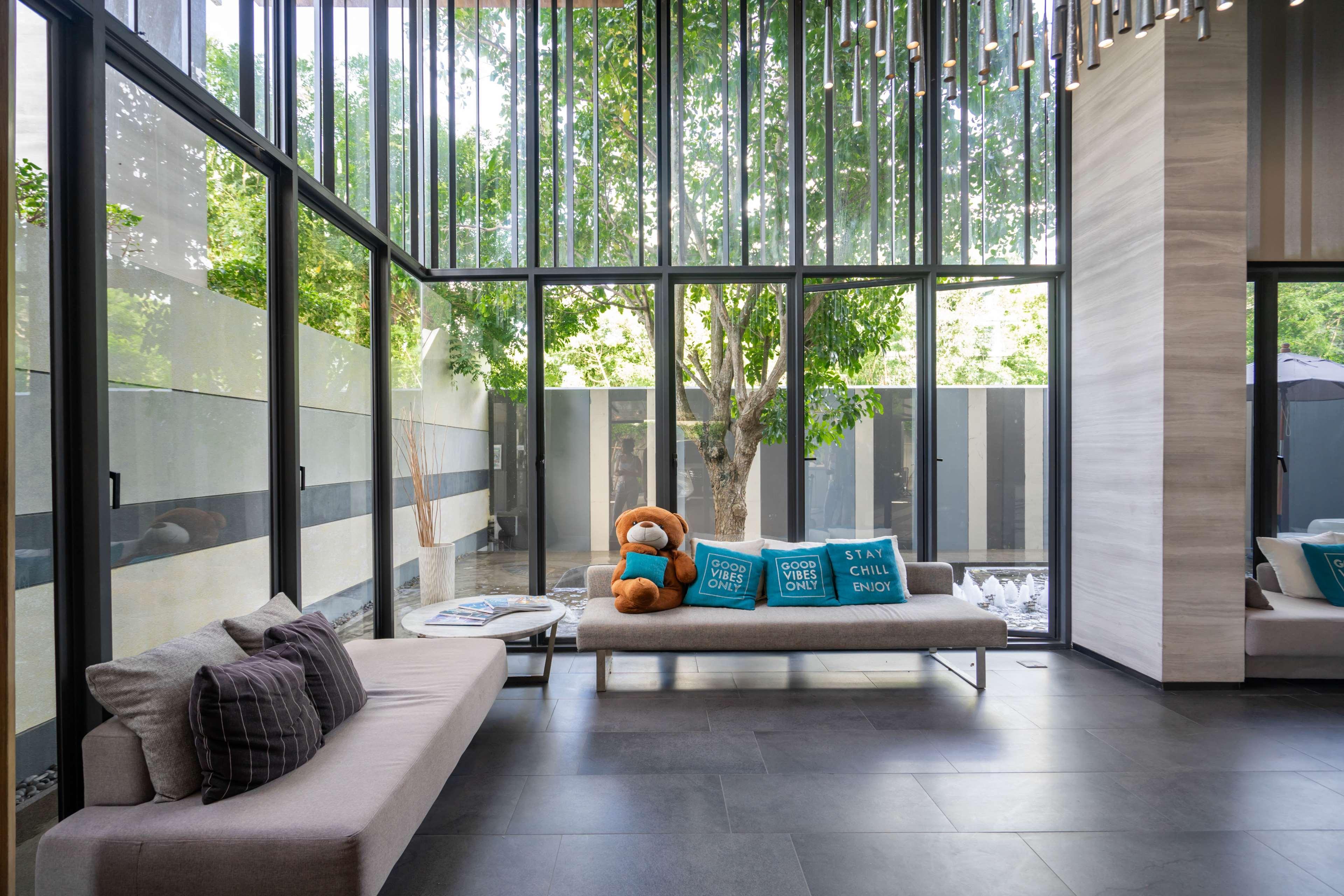 Vista Lobby Cross Vibe Pattaya Seaphere