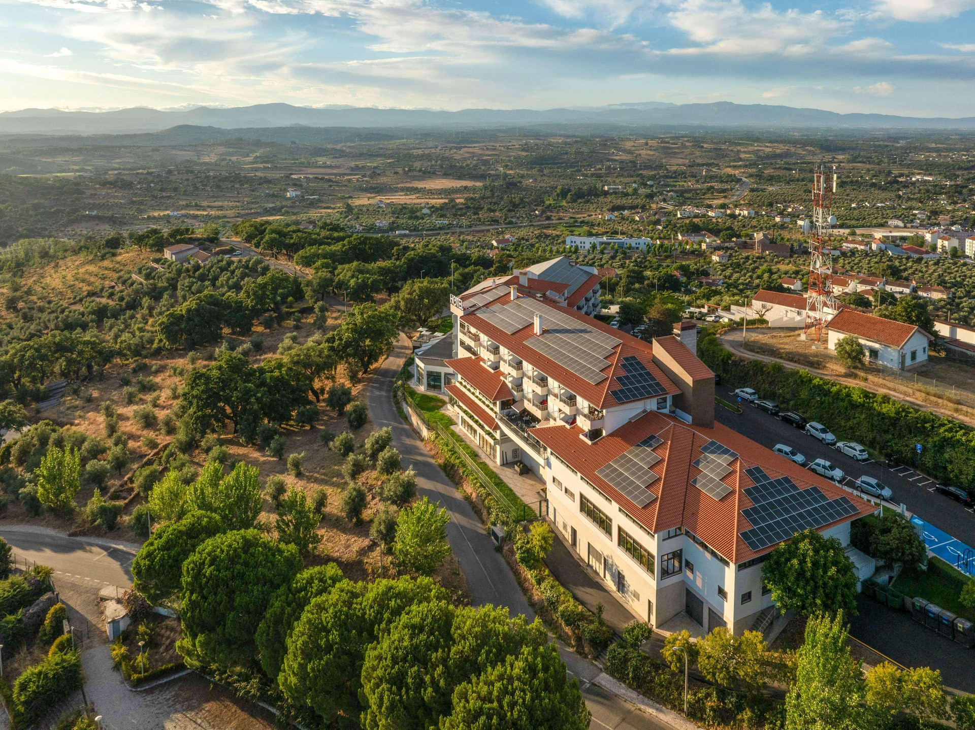 Vista Exterior Melia Castelo Branco