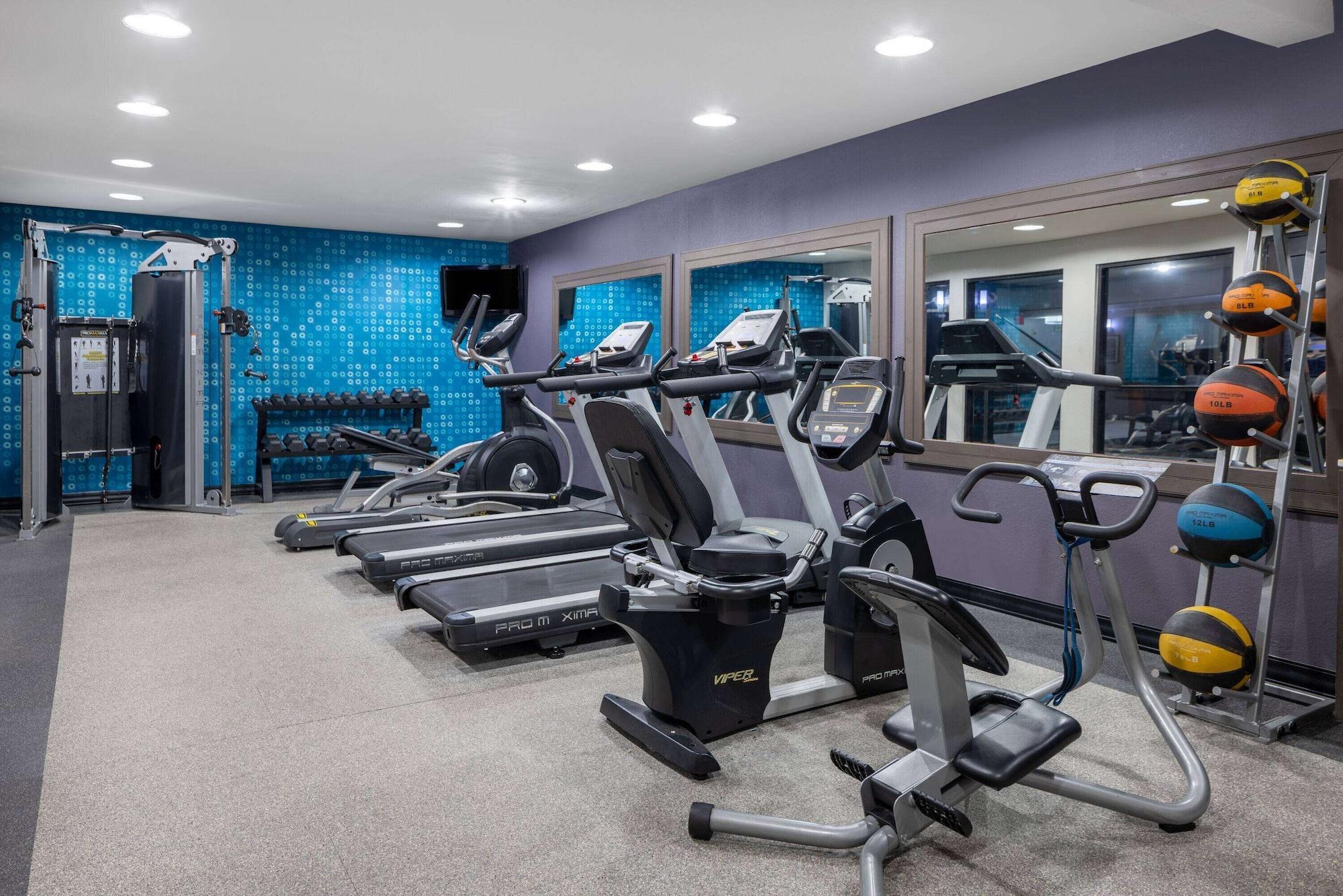 Gimnasio La Quinta Inn & Suites by Wyndham Covington