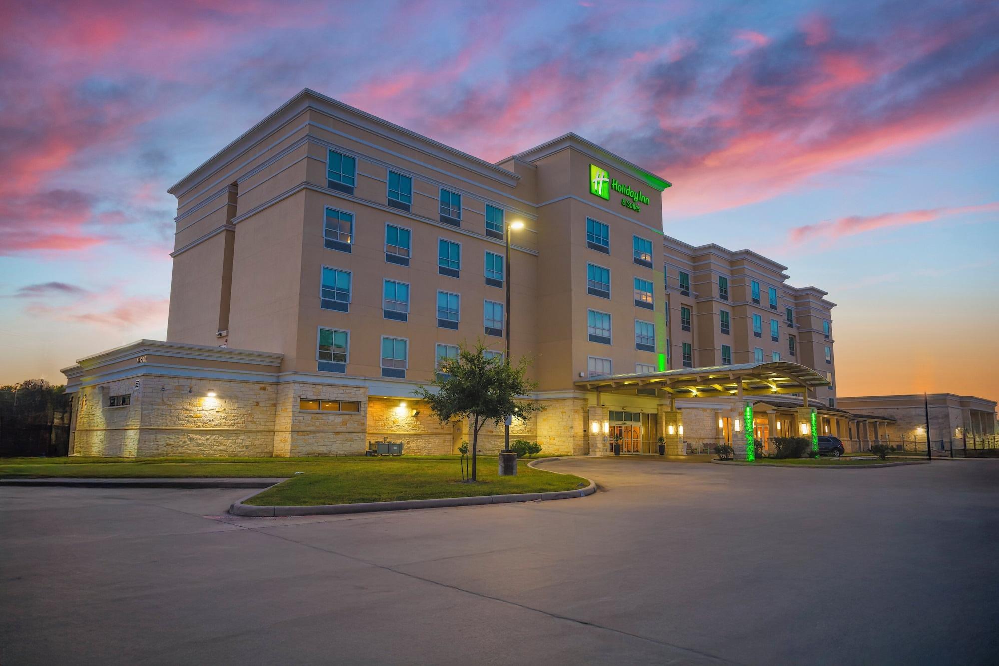 Vista Exterior Holiday Inn & Suites Houston NW - Willowbrook by IHG