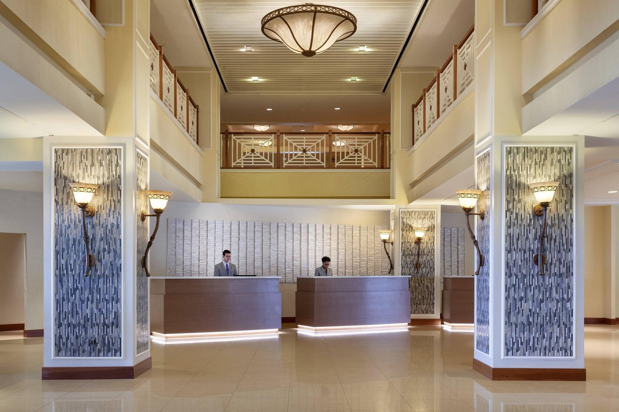 Vista Lobby Hilton Beachfront Resort & Spa Hilton Head Island
