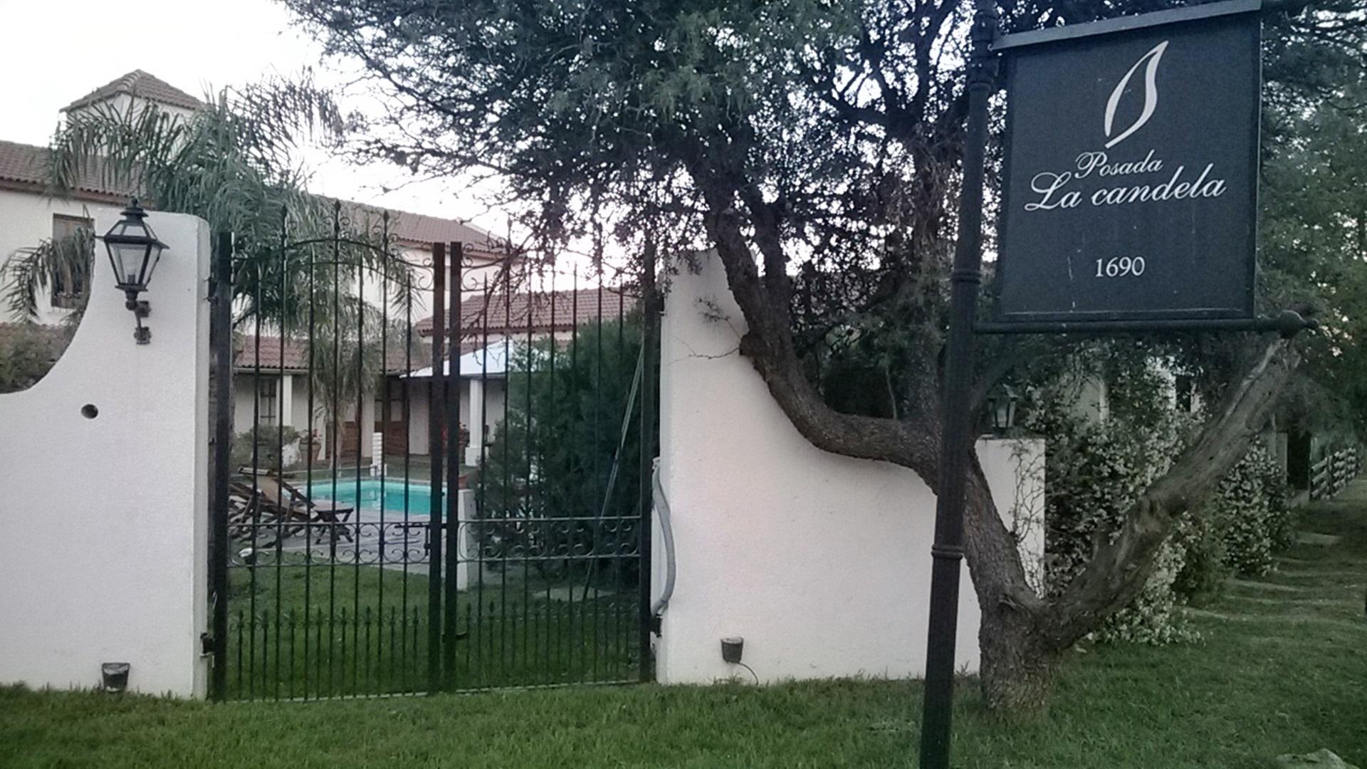 Vista Exterior Posada La Candela