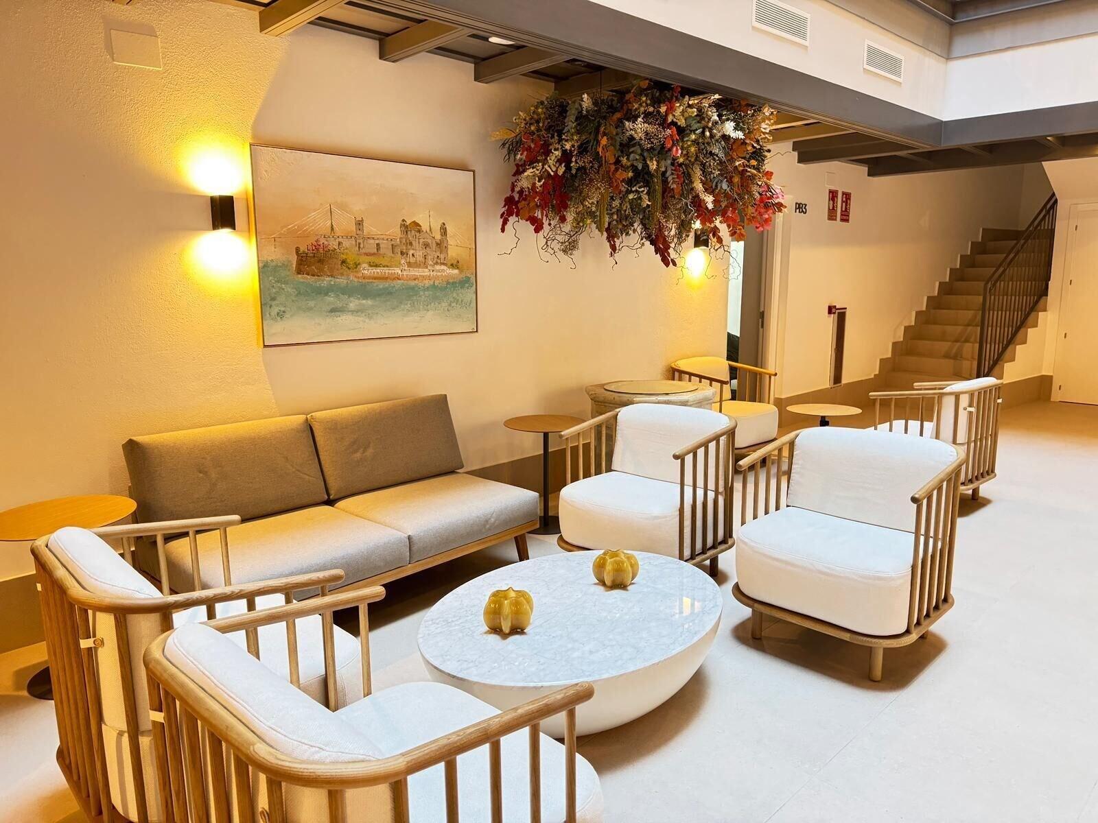 Vista Lobby La Caleta Qe Hotels