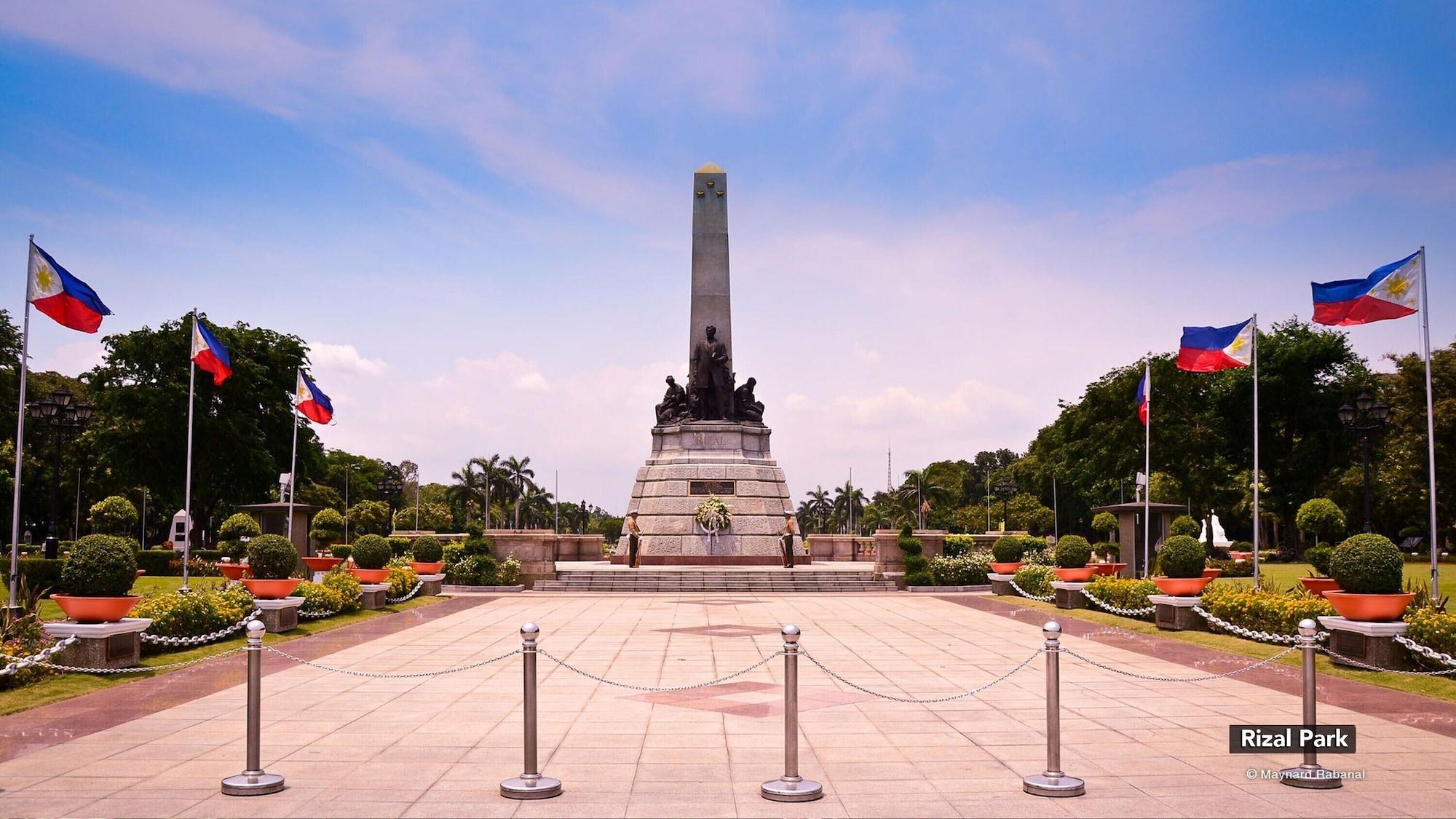 Varios Baymont Suites & Residences