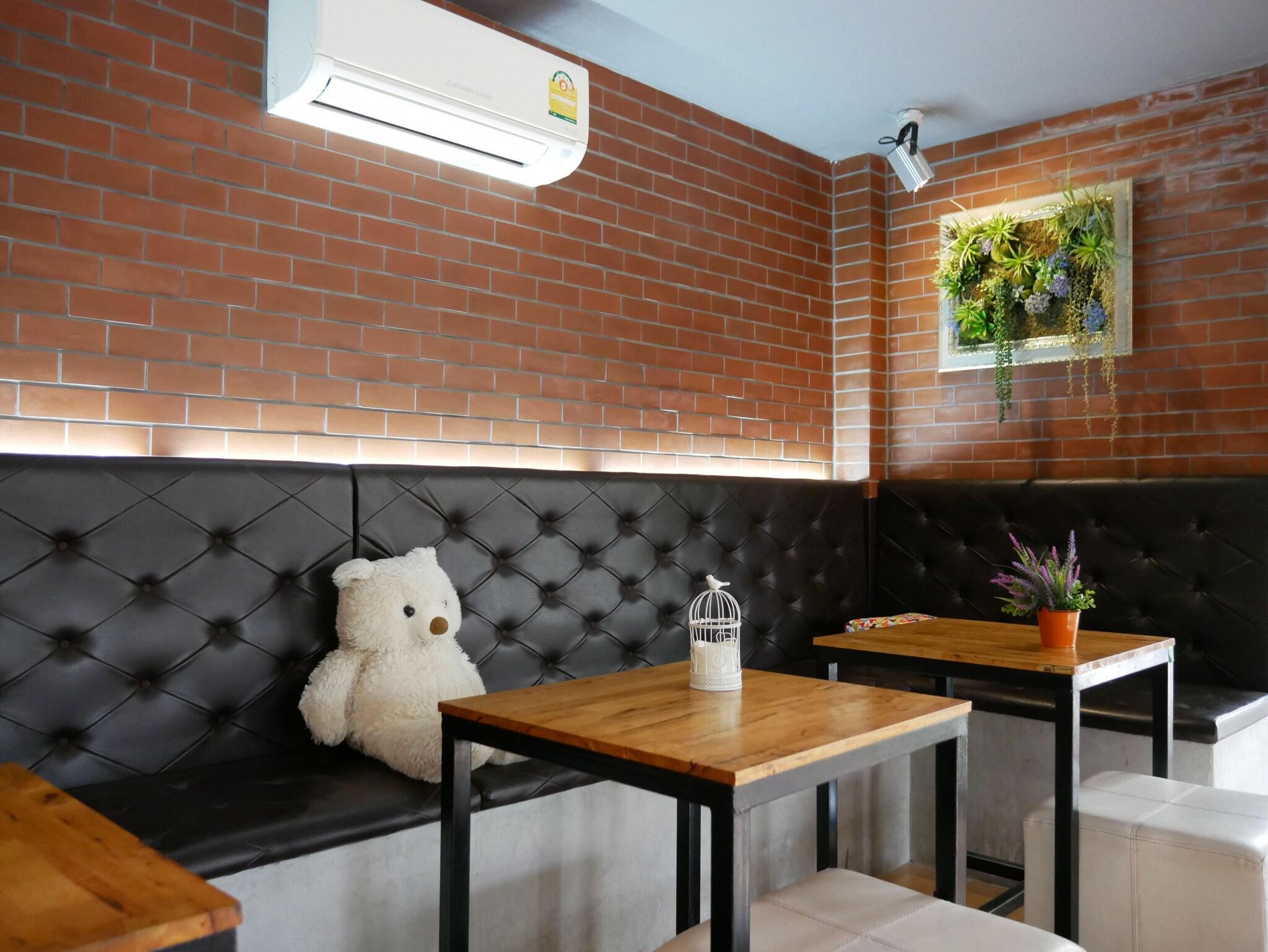 Bar/Salón Aen Guy Boutique Hotel