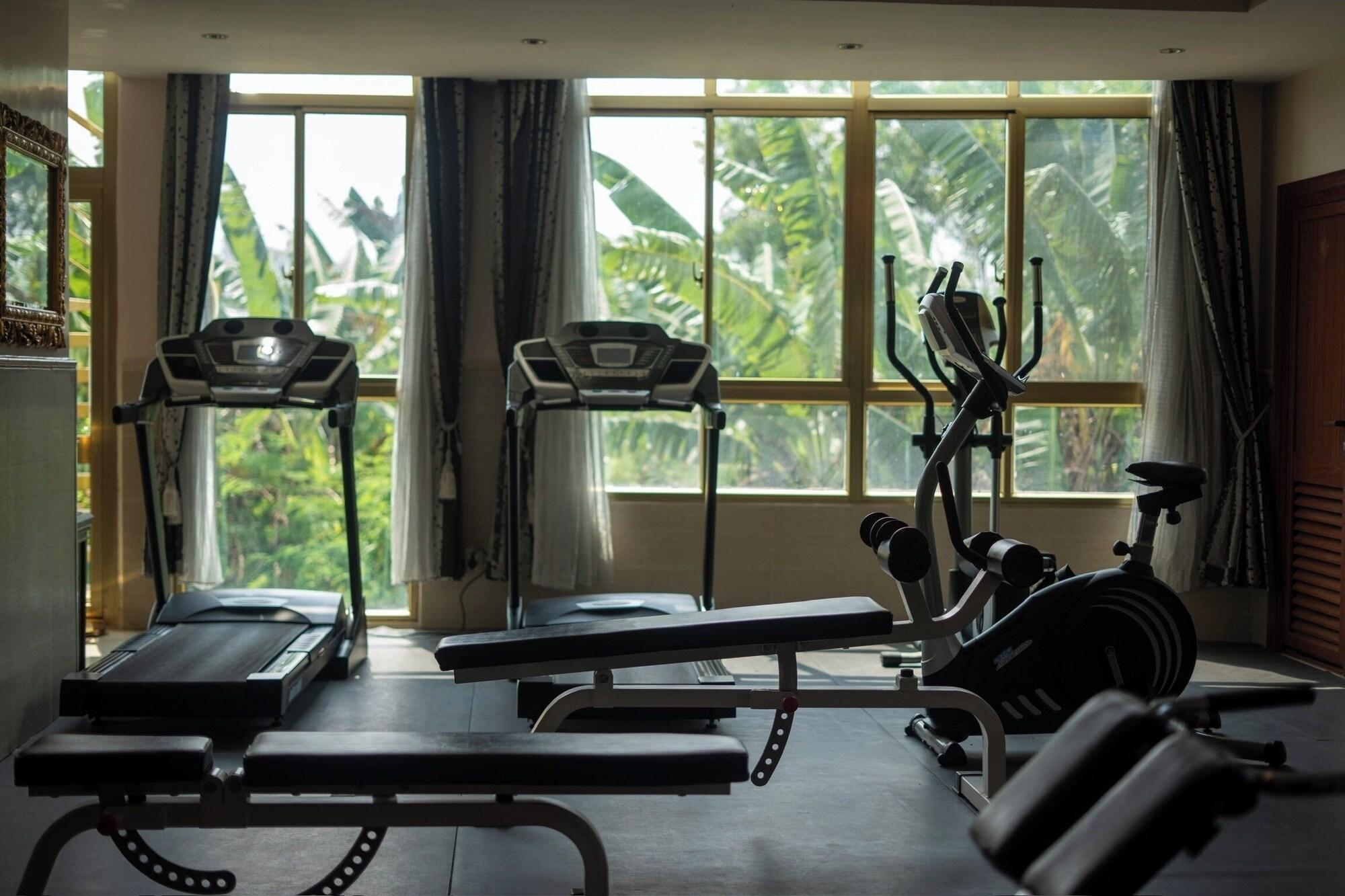 Gimnasio L'Etoile d'Or Hotel Sabliere