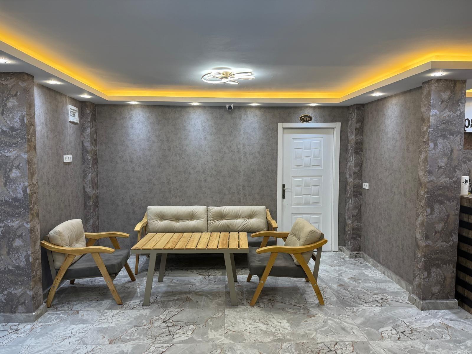 Varios Maraş Blue Life Suite