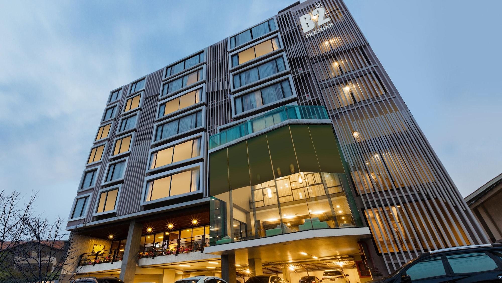 Varios B2 Bangna Premier Hotel