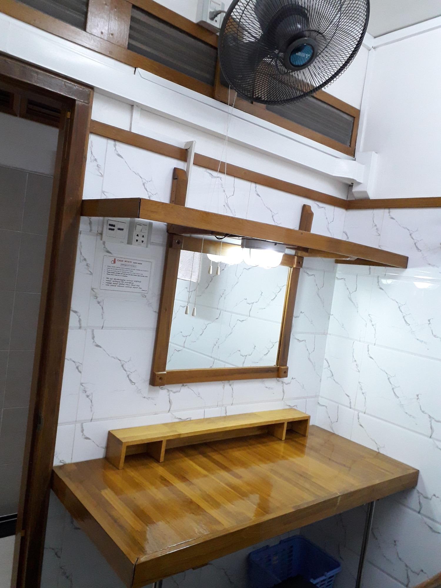 Set de Habitación Chan Myae Guest House