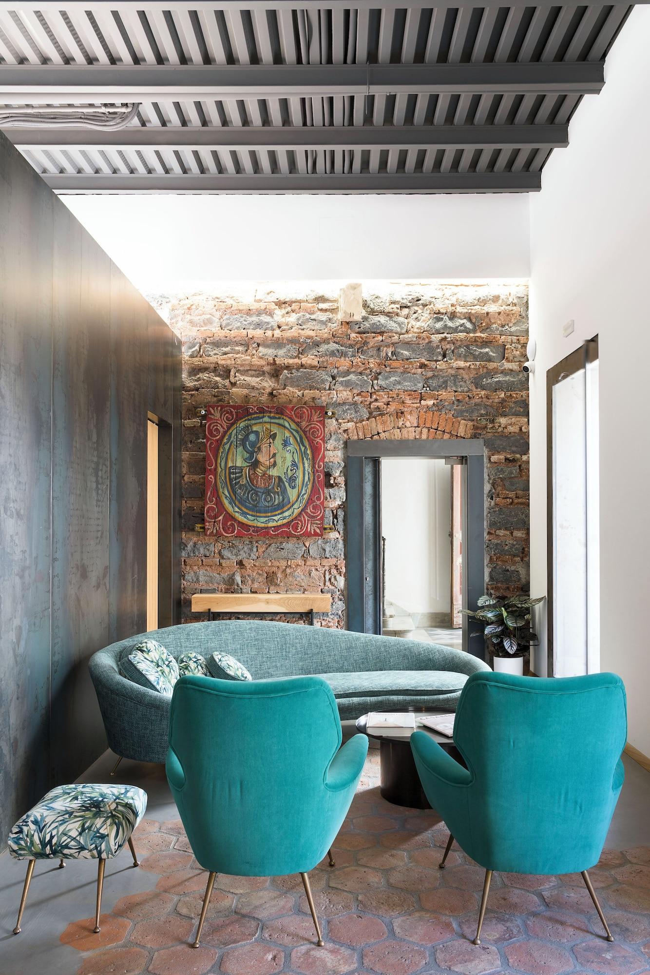 Vista Lobby Habitat Boutique Hotel