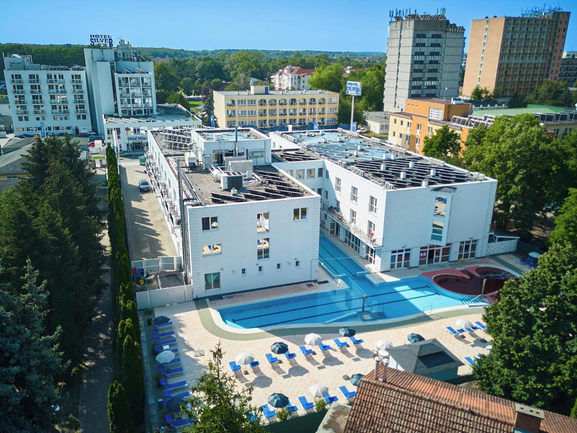 Vista Exterior Hotel Silver