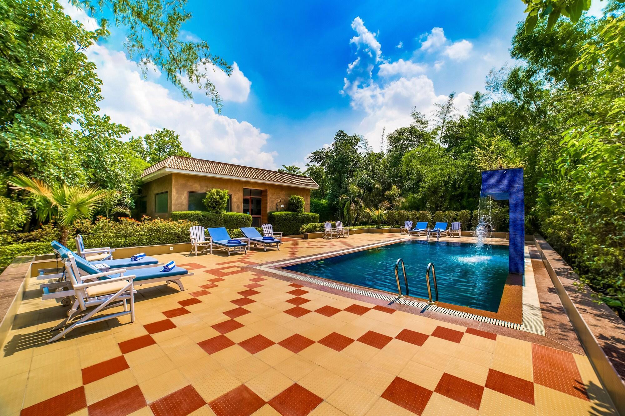 Vista Piscina Lemon Tree Wildlife Resort, Bandhavgarh