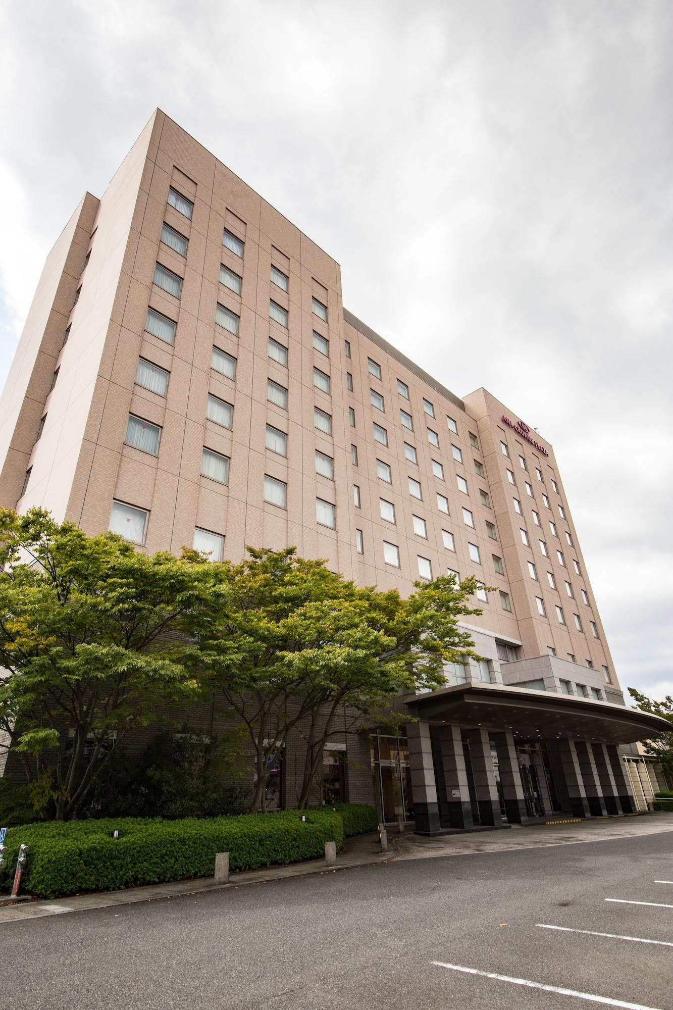 Vista Exterior ANA Crowne Plaza Yonago by IHG