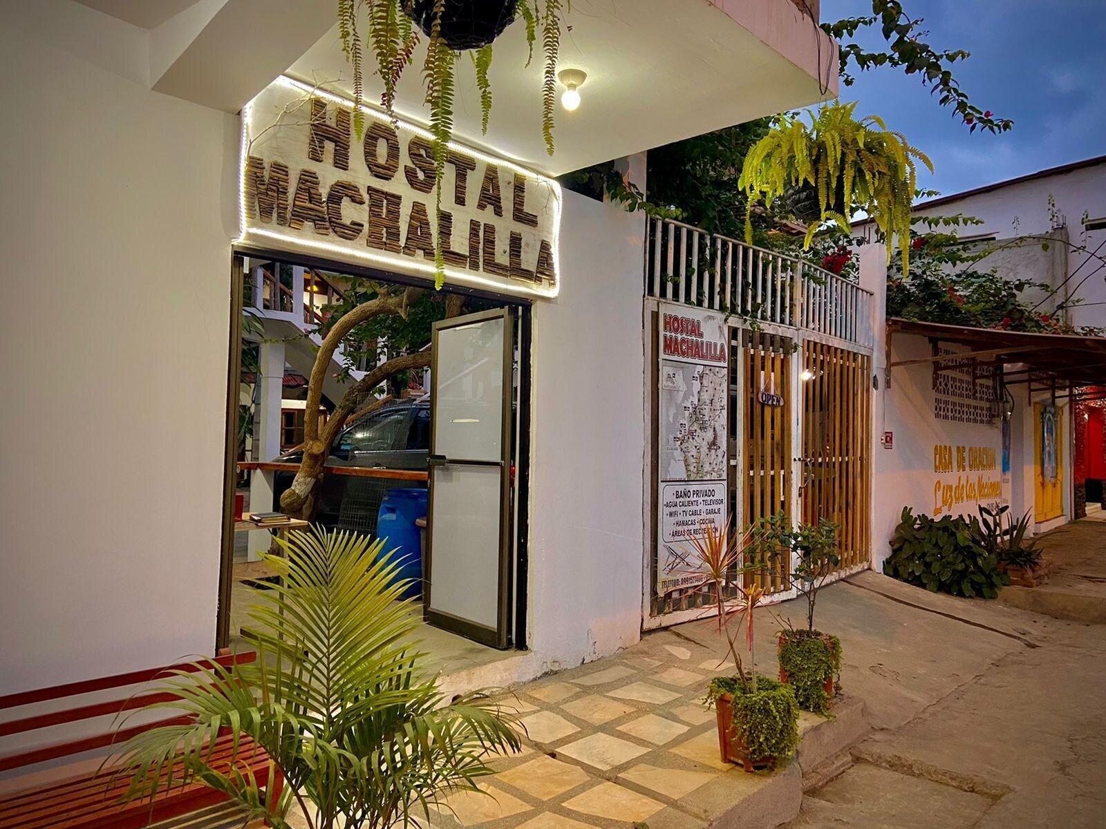 Vista Exterior Hostal Machalilla