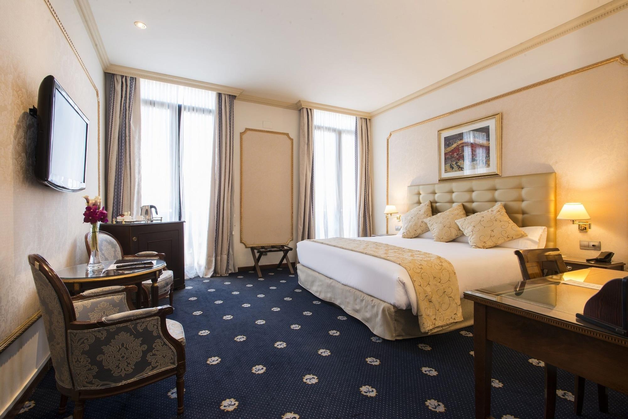 Vista Exterior Hotel Roger de Lluria Barcelona