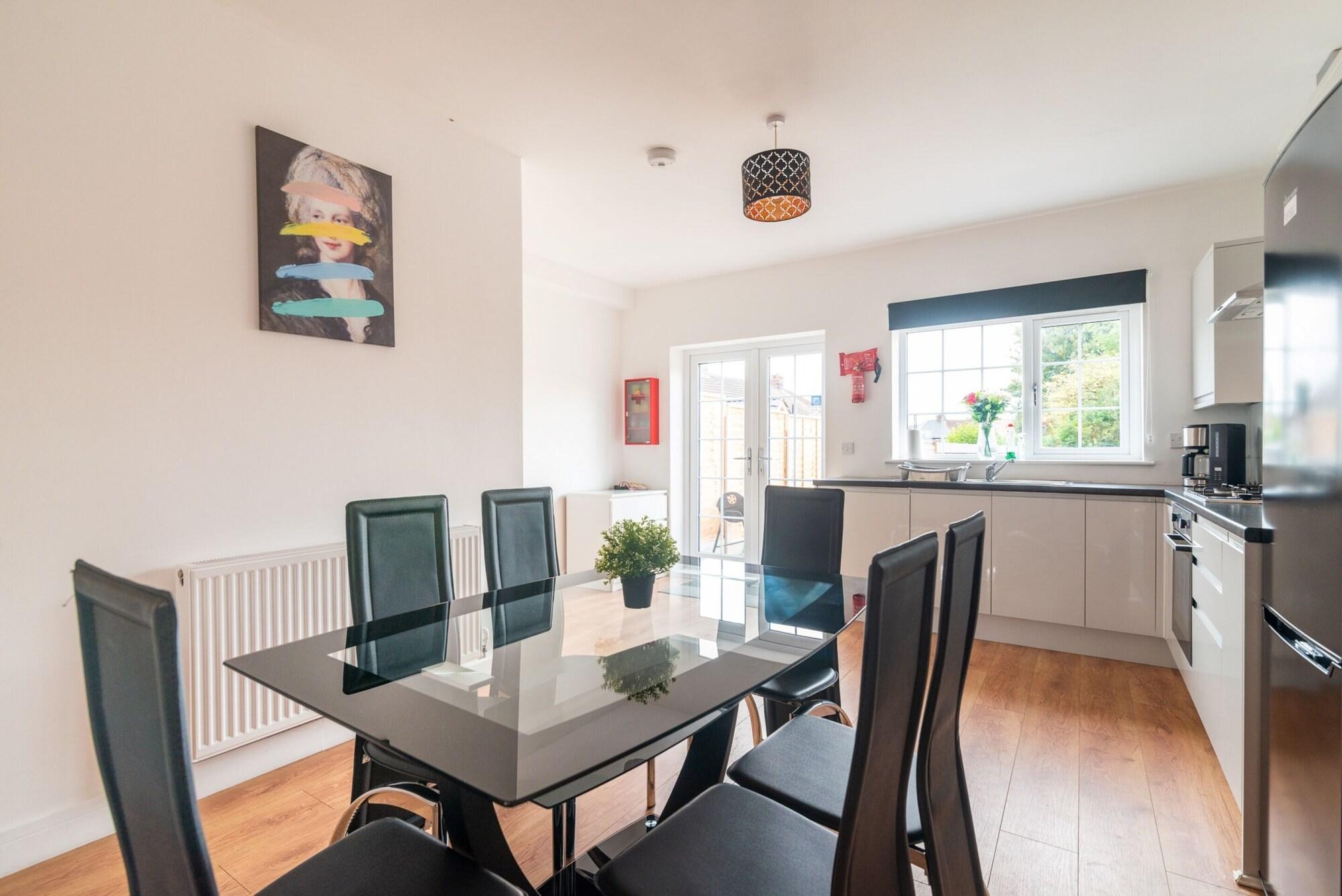 Equipamiento de Habitación Mosh Homes