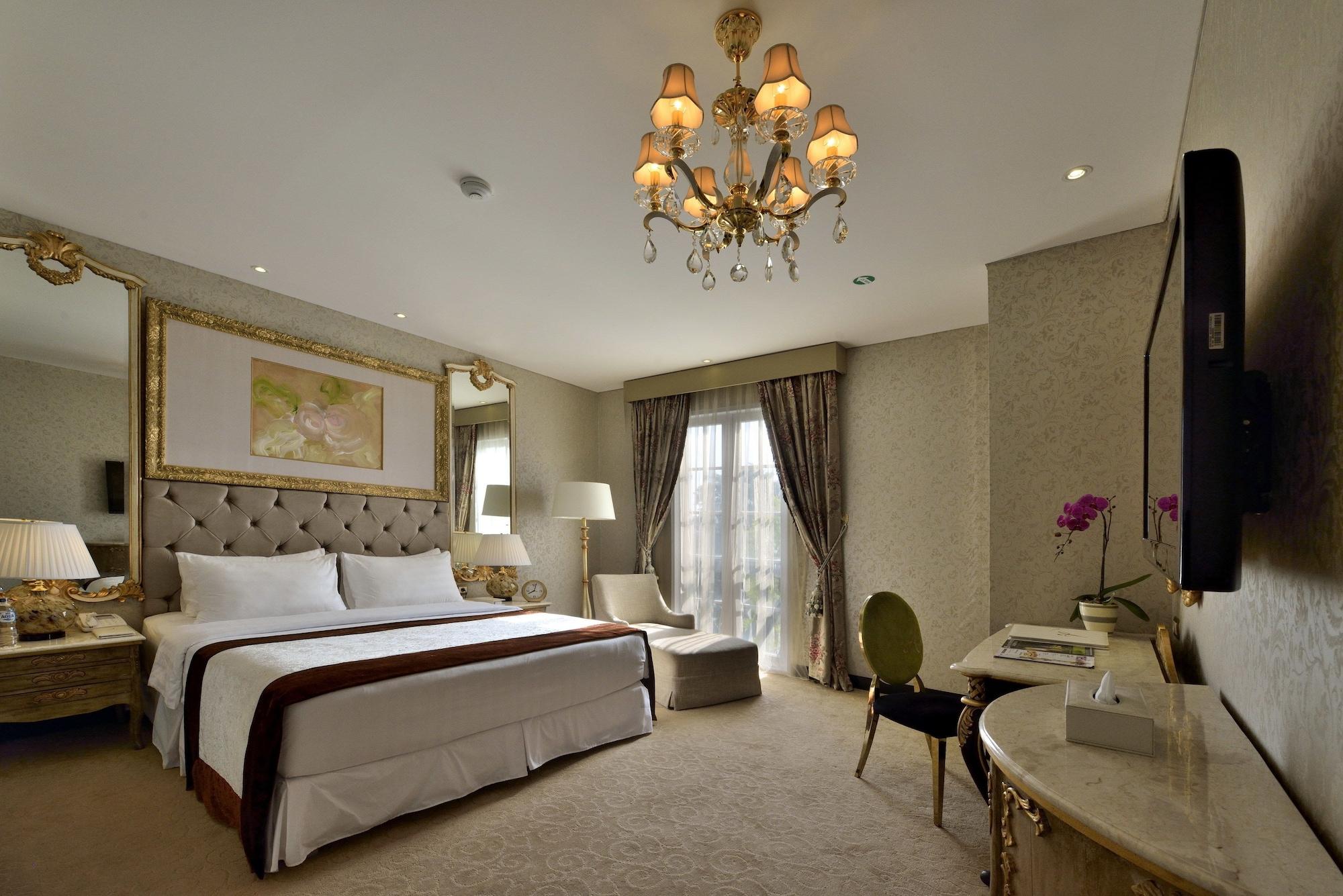 Habitación Amaroossa Royal Bogor