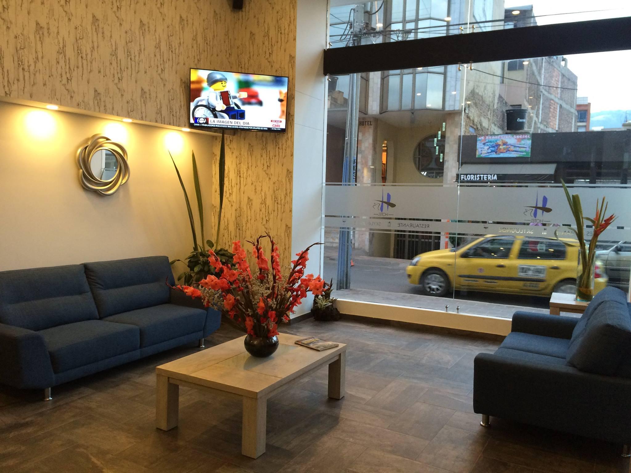 Vista Lobby Hotel H53