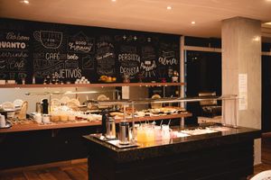 Alojamiento - Geneviee Palace Hotel