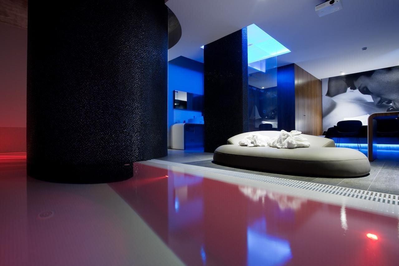 Varios Mood - Private Suites