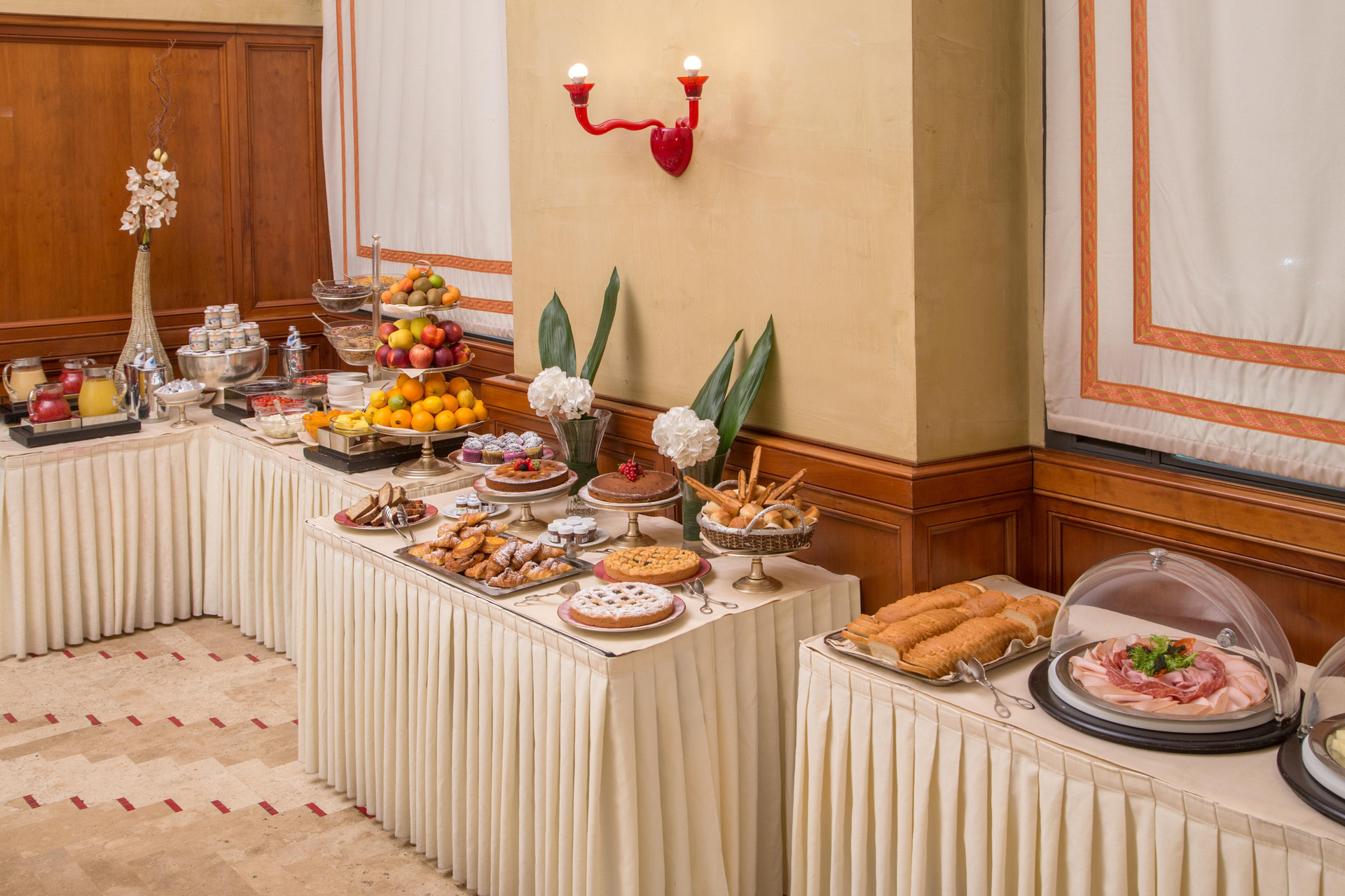 Restaurant UNA Hotels Empire Roma