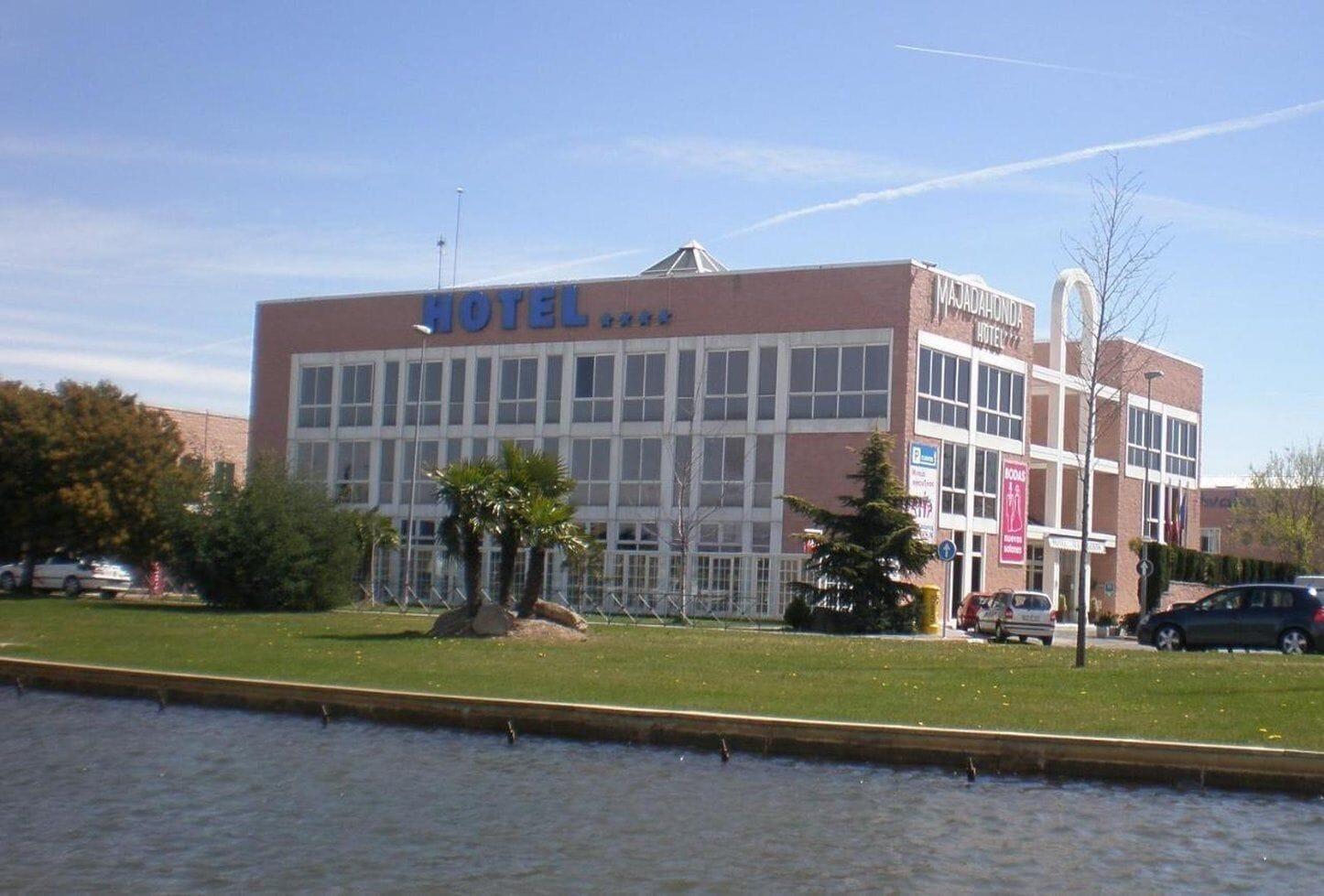 Vista Exterior Hotel Majadahonda
