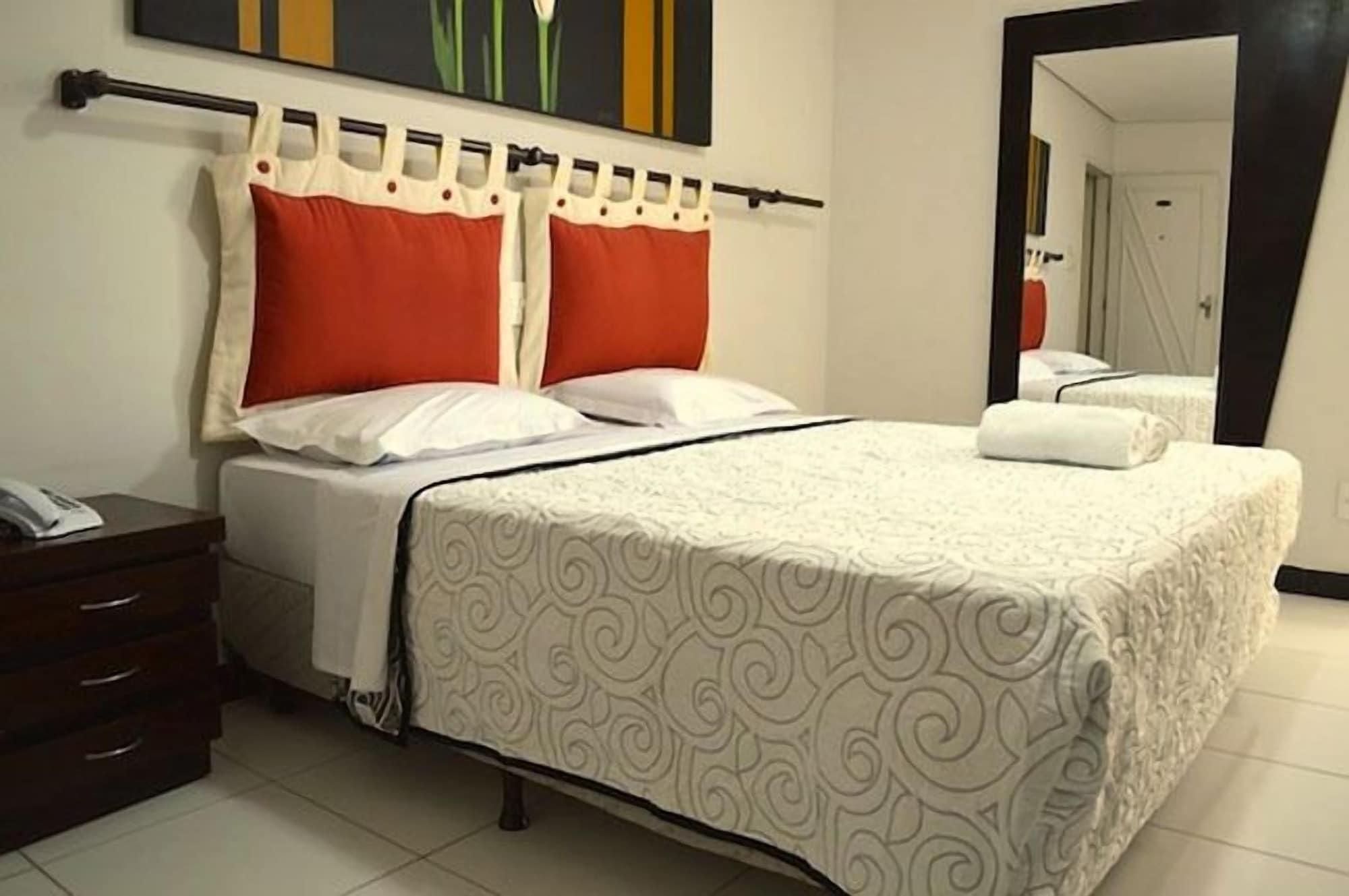 Varios Hotel Monte Rey