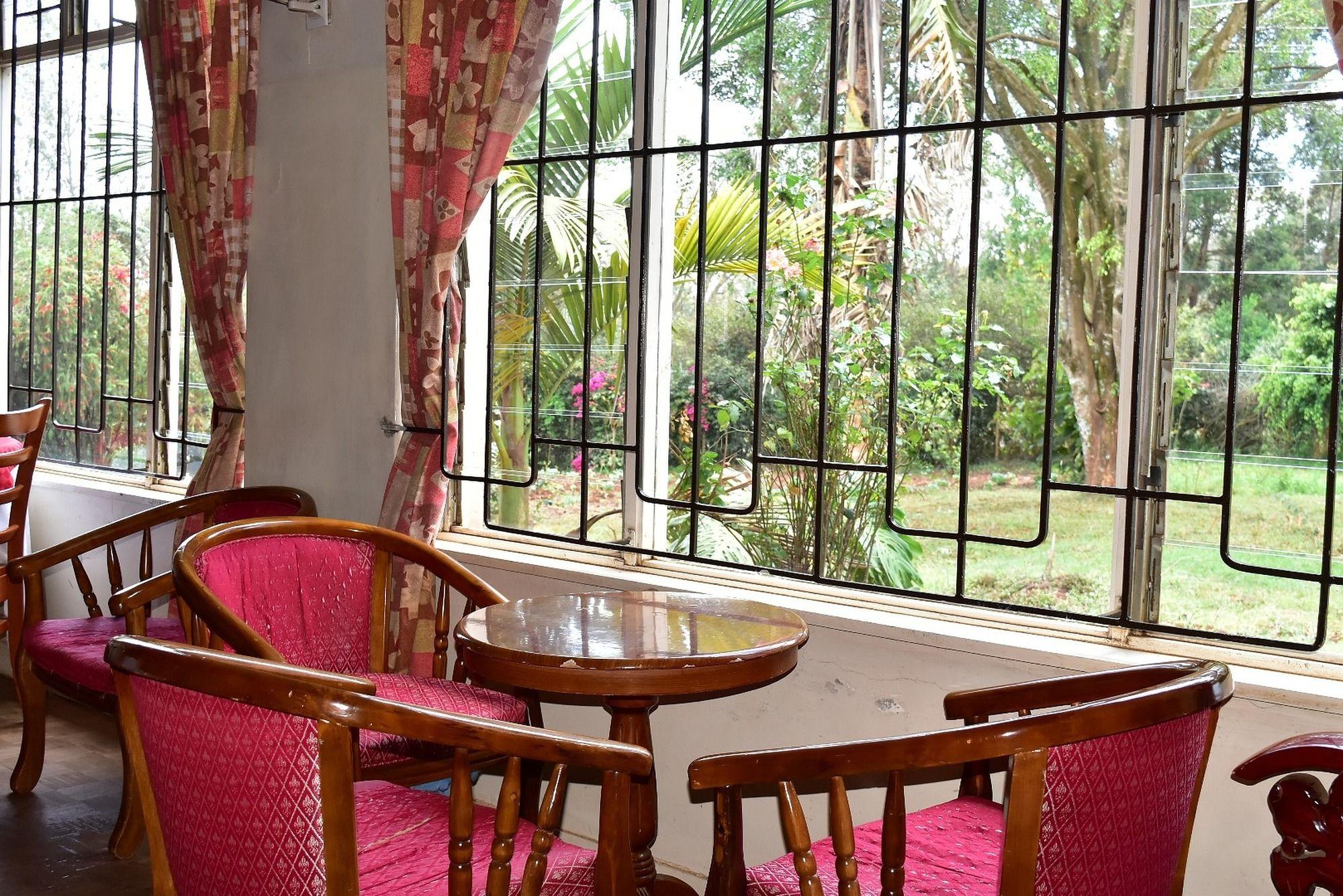 Bar/Salón Afrique Paradise Hotel