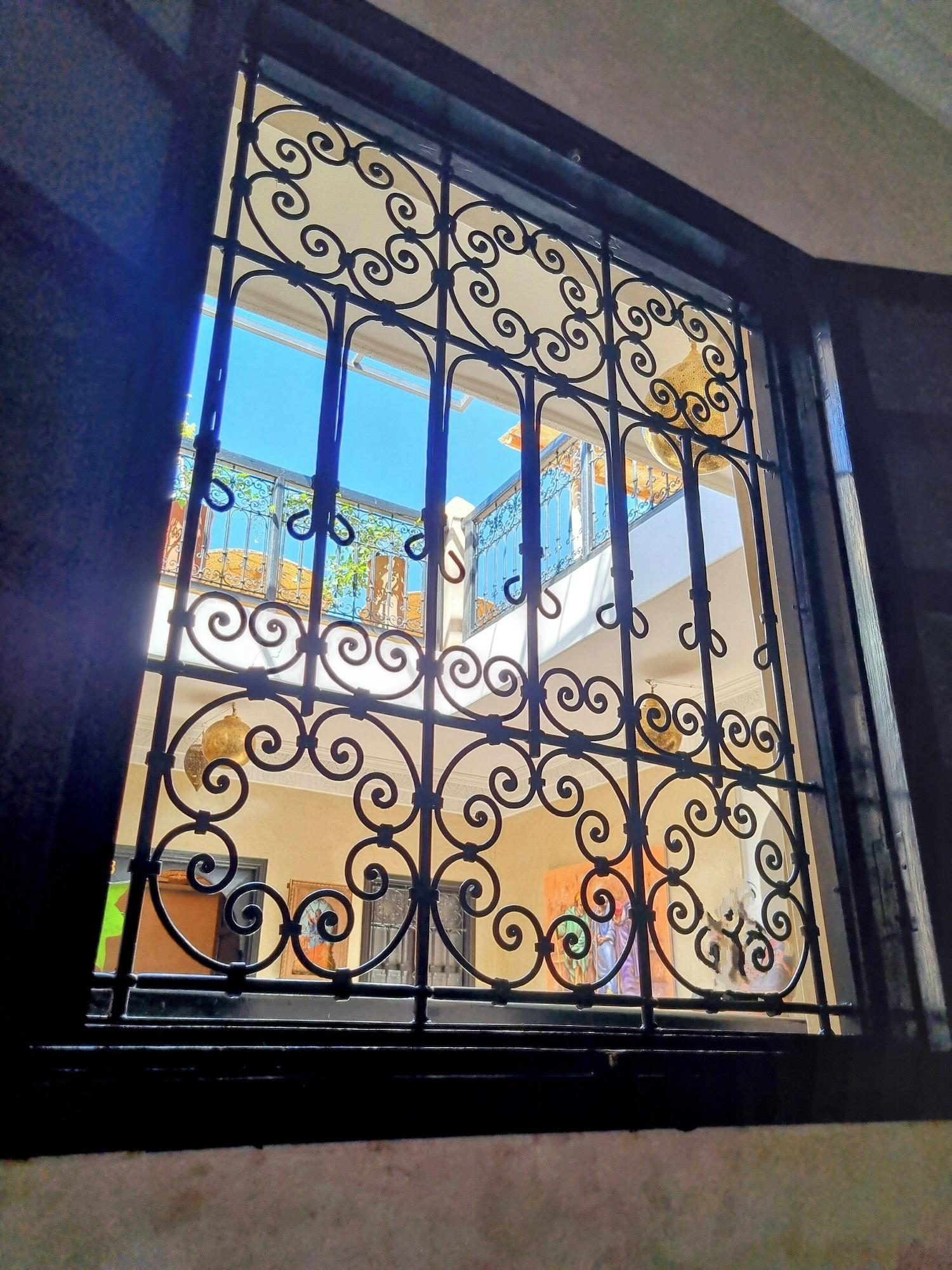 Vista Exterior Riad Dar Serenity
