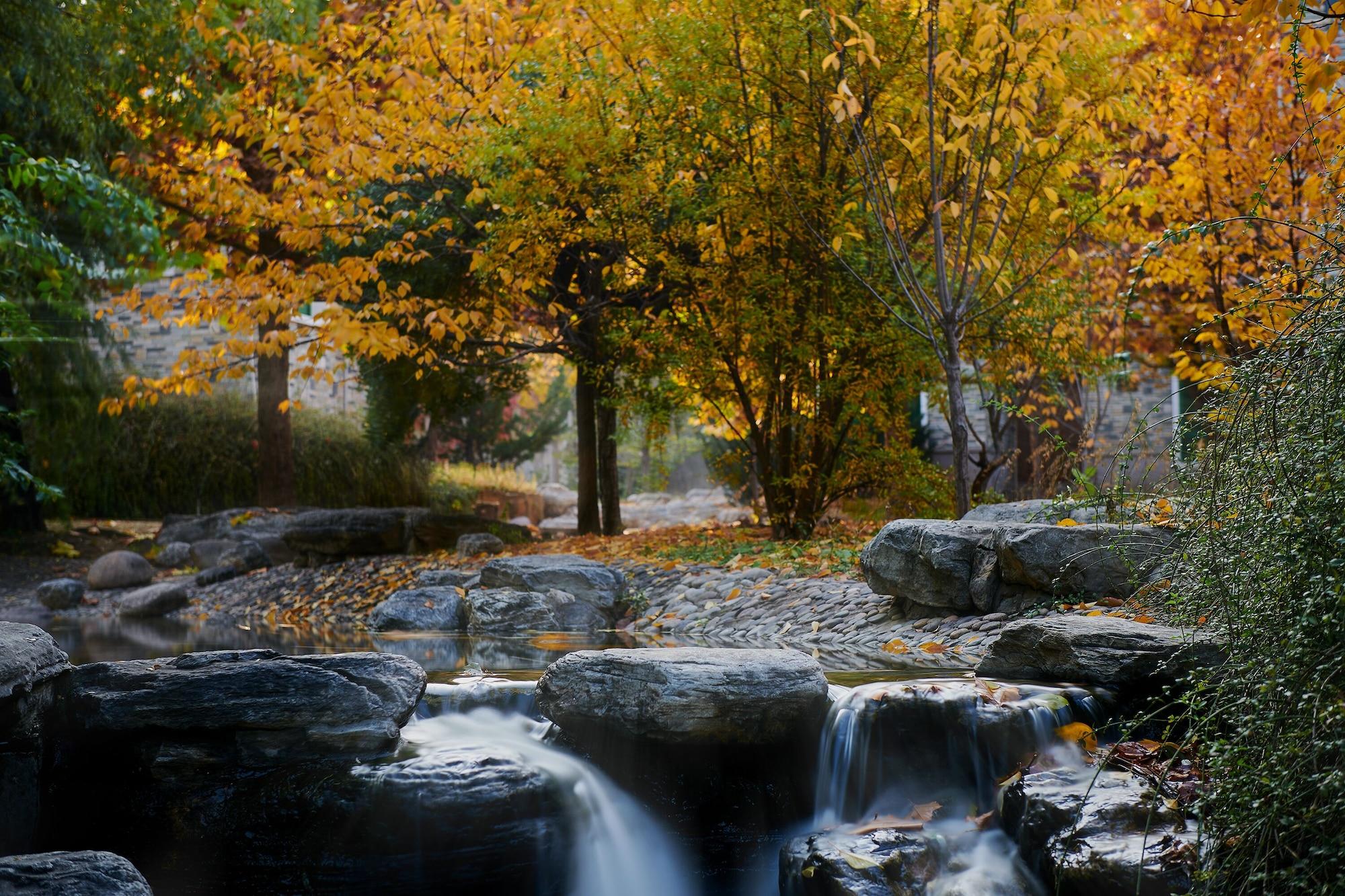Vista Exterior Fragrant Hill Empark Hotel
