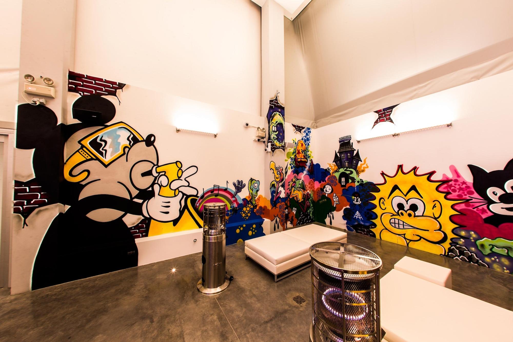 Vista Lobby ADGE Hotel & Residences