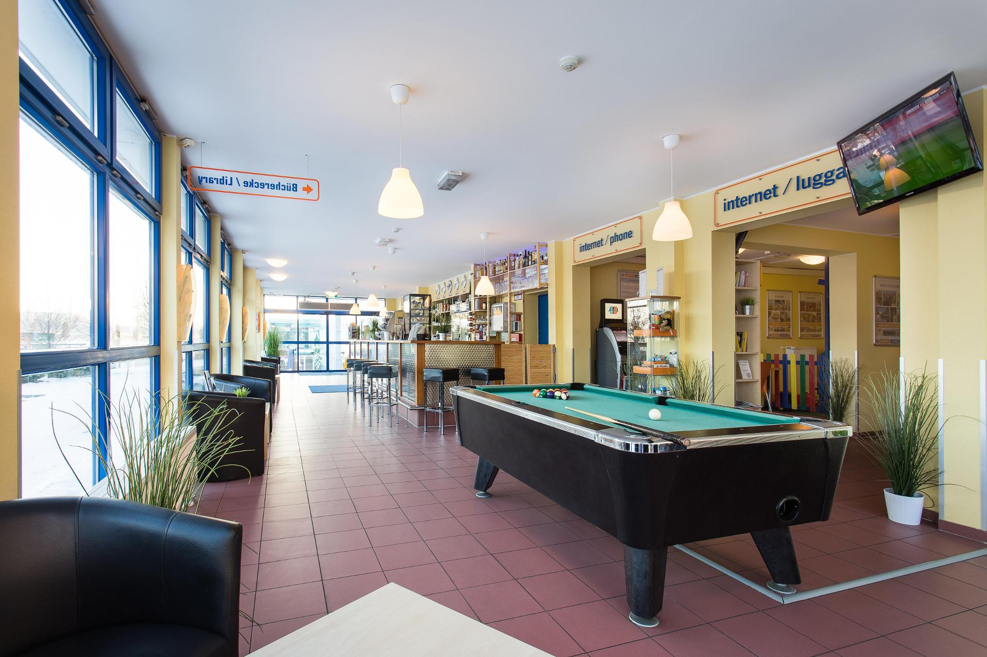 Instalaciones Recreativas a&o Dresden Hauptbahnhof - Hostel