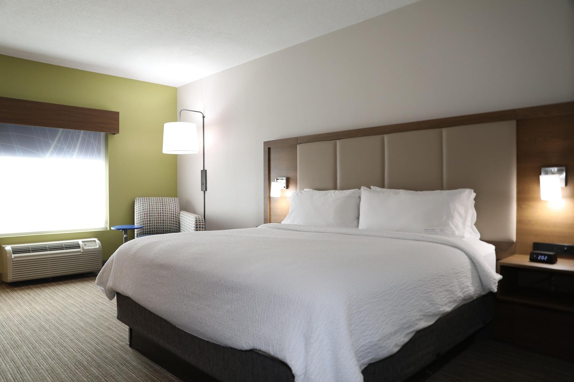 Habitación Holiday Inn Express Hotel & Suites Albuquerque Airport by IHG