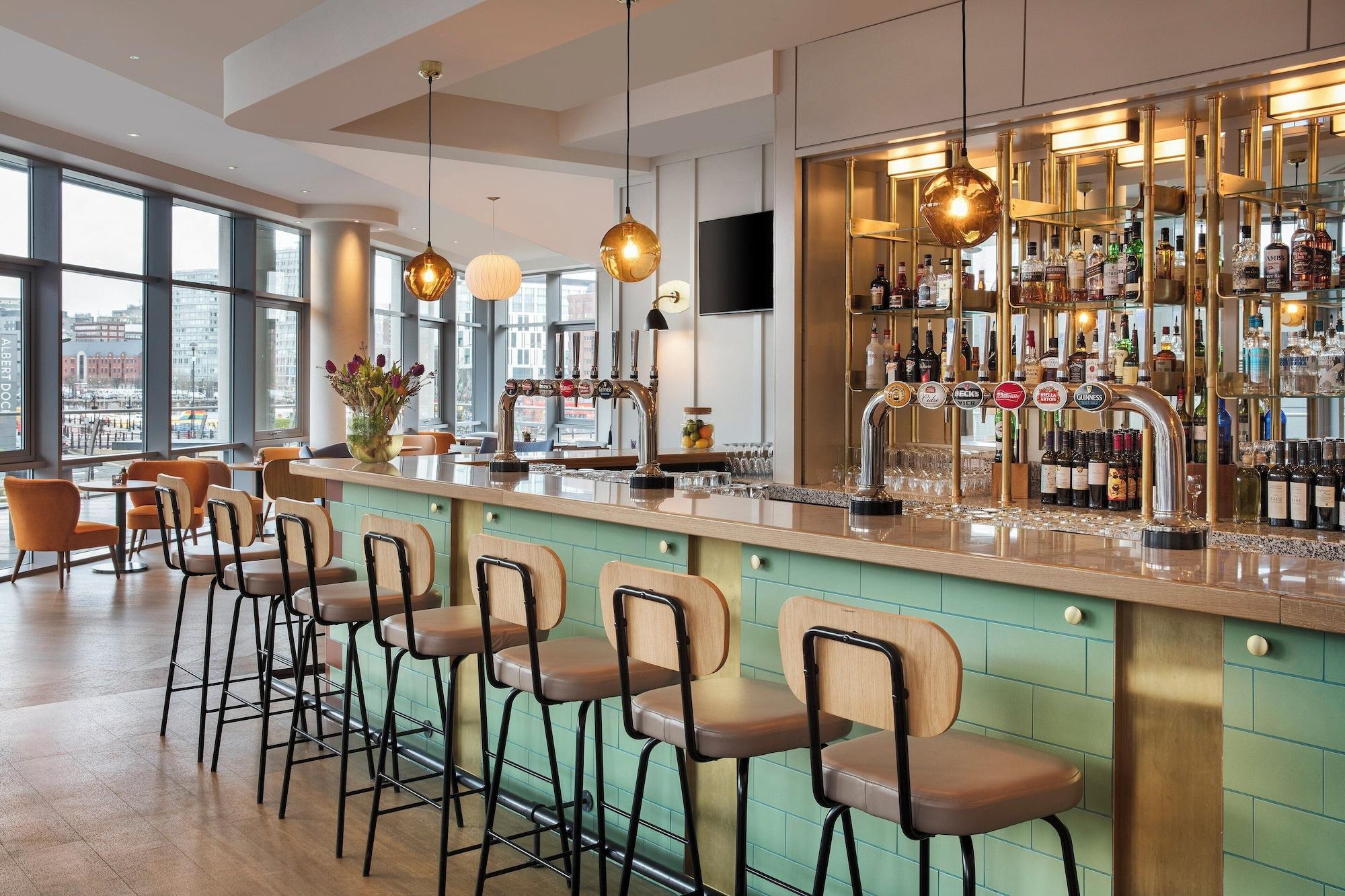 Bar/Salón Leonardo Hotel Liverpool