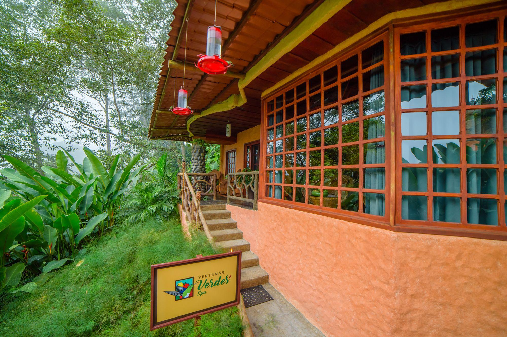 Vista Exterior The Peace Lodge At La Paz Waterfall Gardens