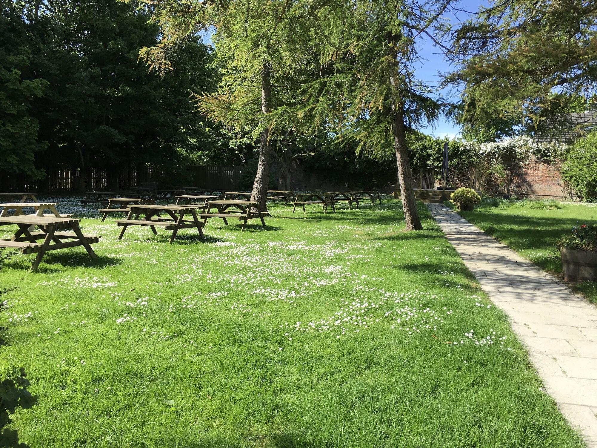 Comodidades del Alojamiento The Cottage Inn Hotel