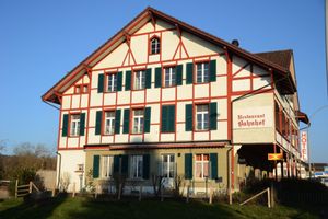 Alojamiento - Hotel Bahnhof