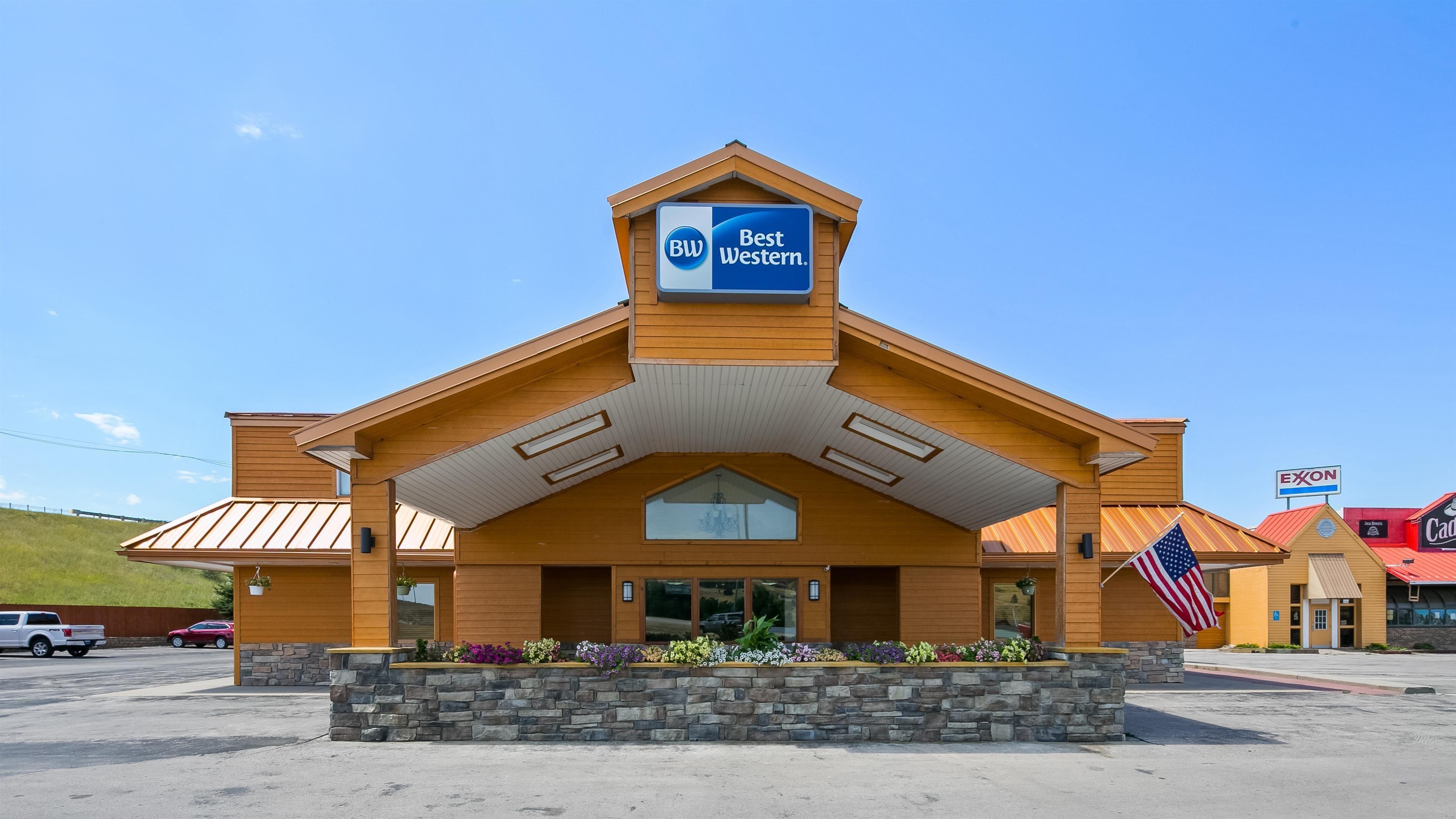 Vista Exterior Sturgis Lodge and Suites