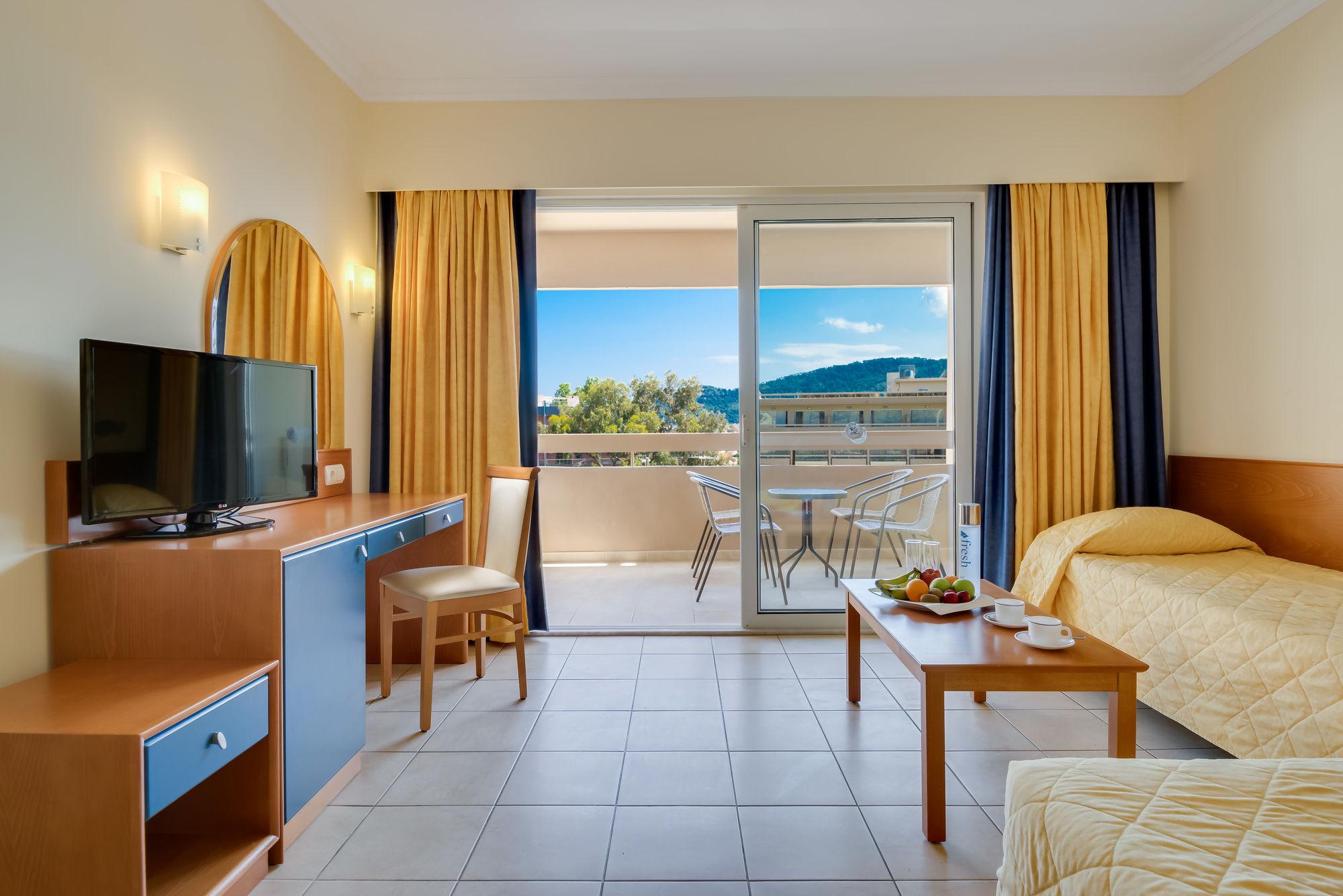 Guest room amenity Sun Beach Resort Complex